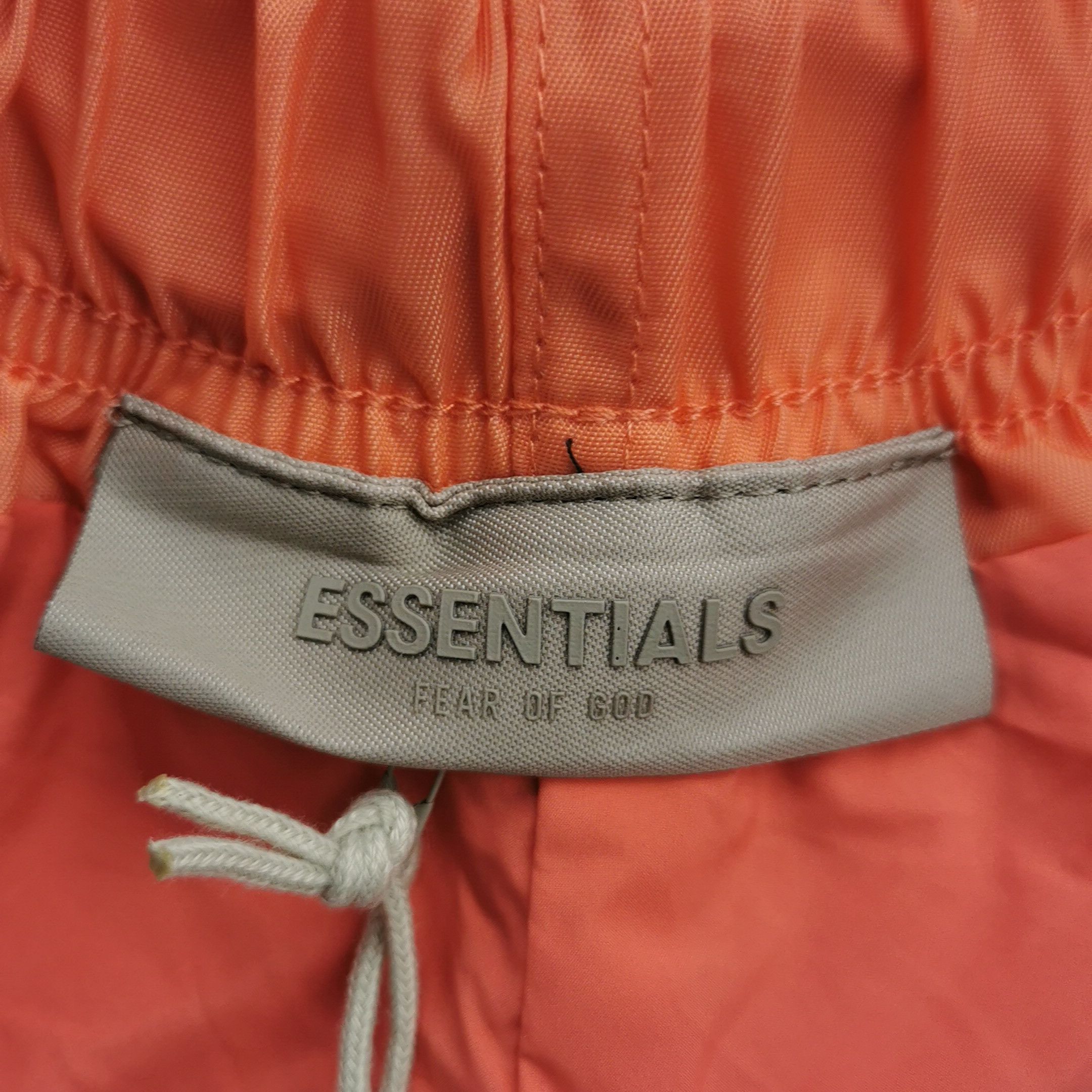 FOG Fear of God Essentials Orange Logo Shorts XXS Size US 26 / EU 42 - 6 Thumbnail
