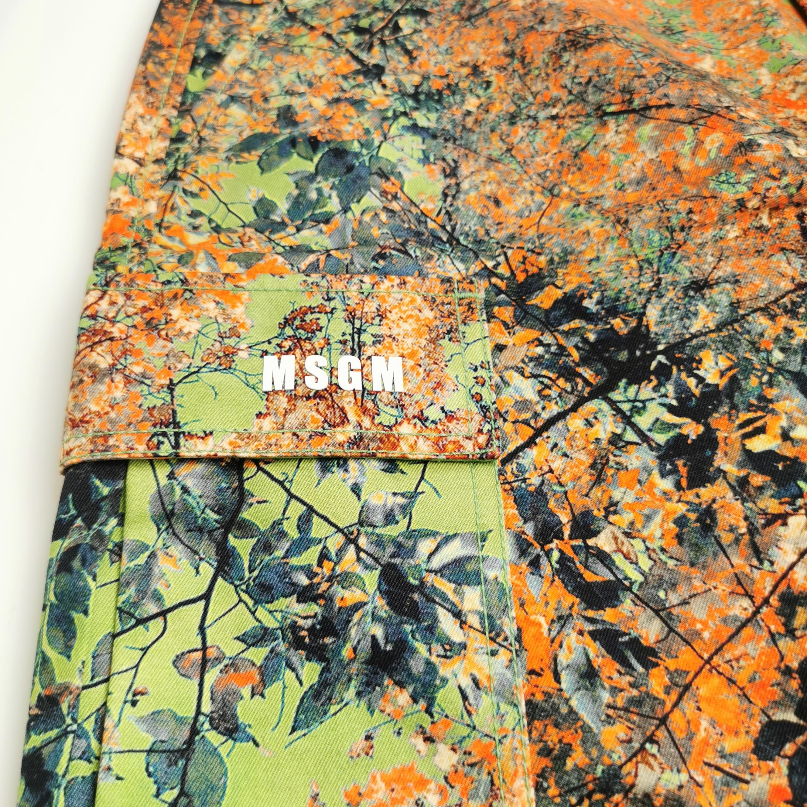 MSGM MSGM Camo Tree Print Shorts Size 30 Size US 30 / EU 46 - 4 Thumbnail