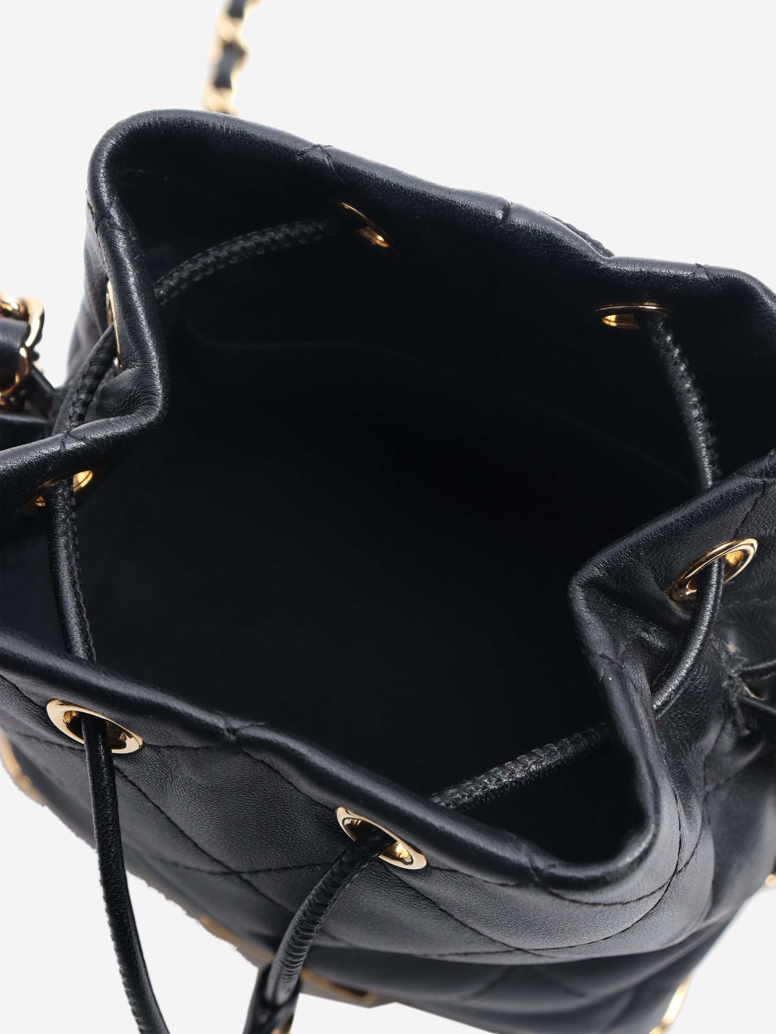 Chanel Black 2022 mini drawstring bucket bag Size ONE SIZE - 8 Thumbnail
