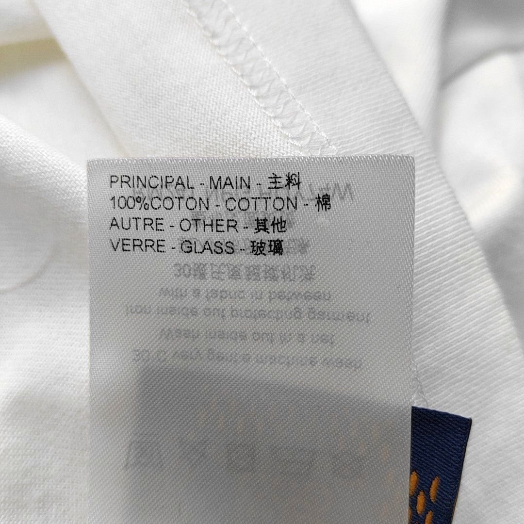 Louis Vuitton Louis Vuitton Dragon Graphic T-Shirt Size M Size US M / EU 48-50 / 2 - 4 Thumbnail