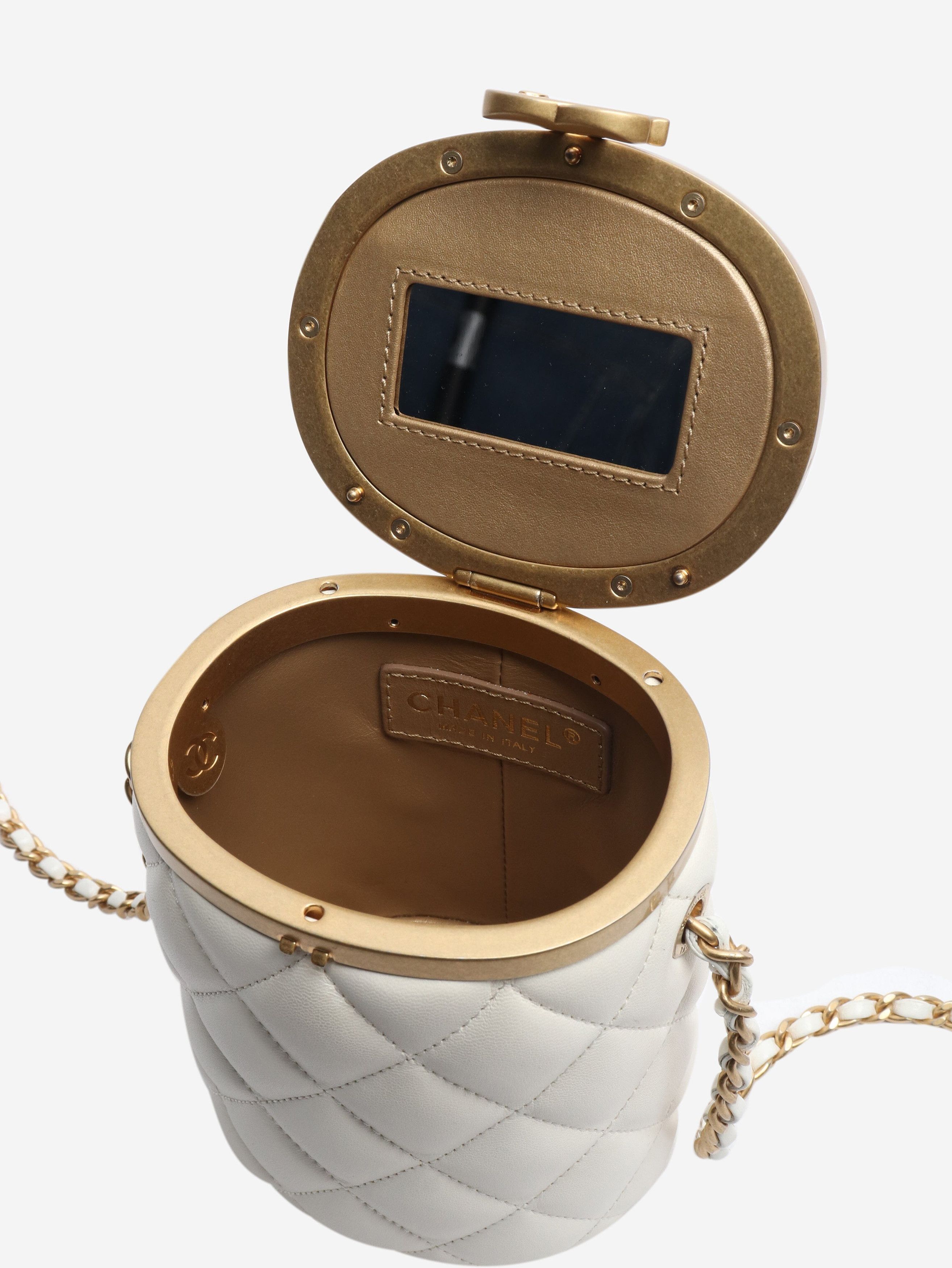 Chanel Cream quilted Crown Box crossbody bag Size ONE SIZE - 6 Thumbnail