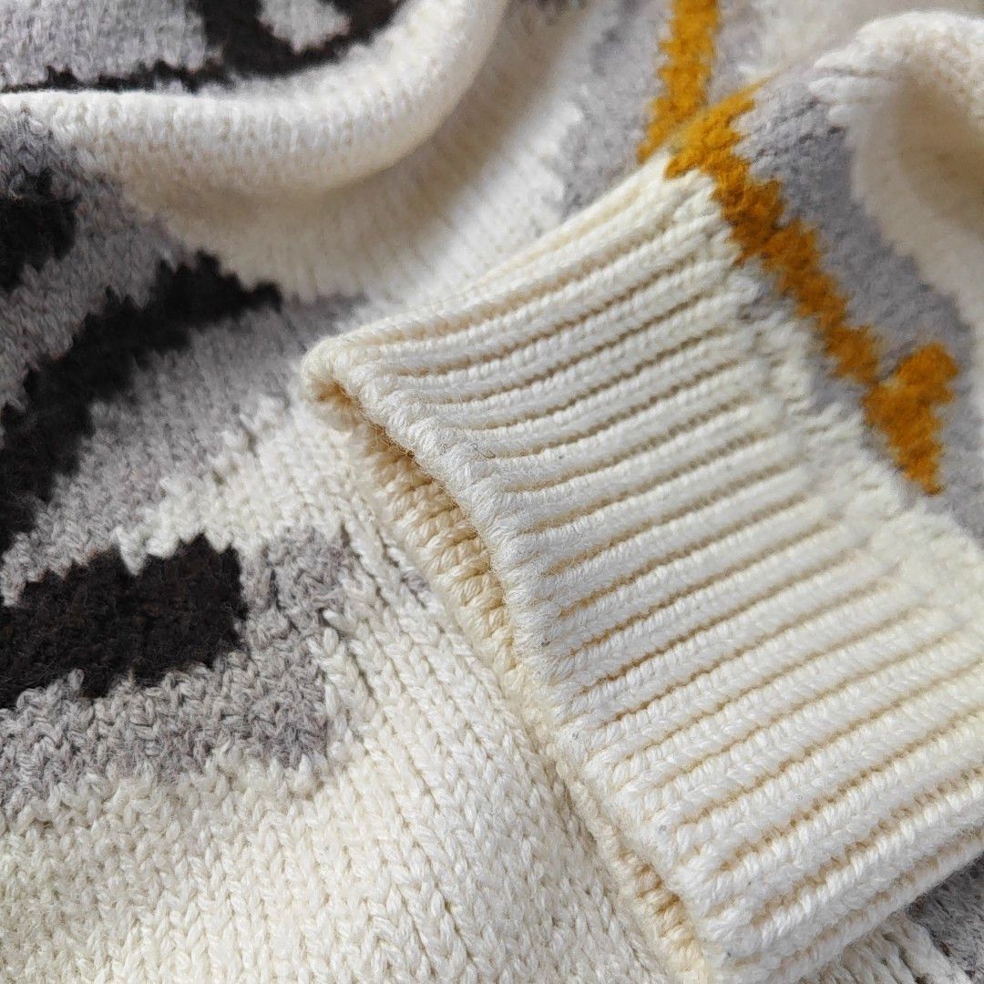 Fendi Fendi Graphic Pattern Wool Crewneck Sweater L Size US L / EU 52-54 / 3 - 6 Thumbnail