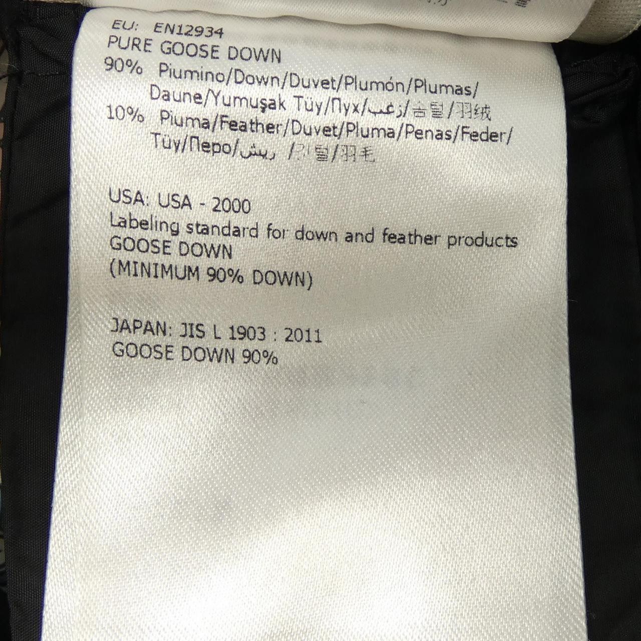 Moncler Moncler Moncler CHARPAL Down Coat Others Outerwear CHARPAL DUTY FREE for USA Size ONE SIZE - 4 Thumbnail