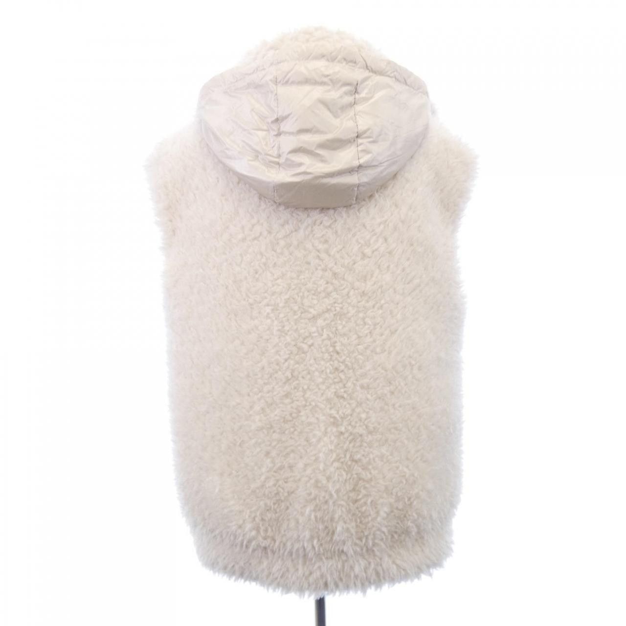Moncler Moncler Moncler ACHARD Down Vest Others Outerwear ACHARD DUTY FREE for USA Size ONE SIZE - 9 Thumbnail