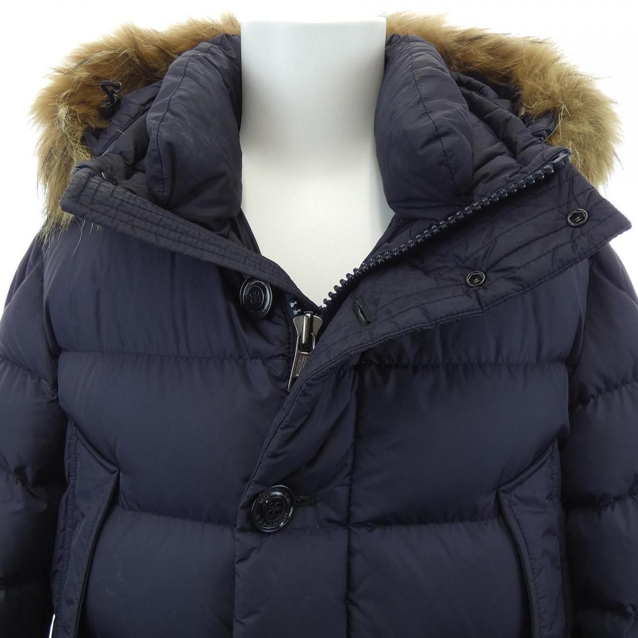Moncler Moncler Moncler CLUNY Down Jacket Textile Outerwear CLUNY DUTY FREE for USA Size ONE SIZE - 6 Thumbnail