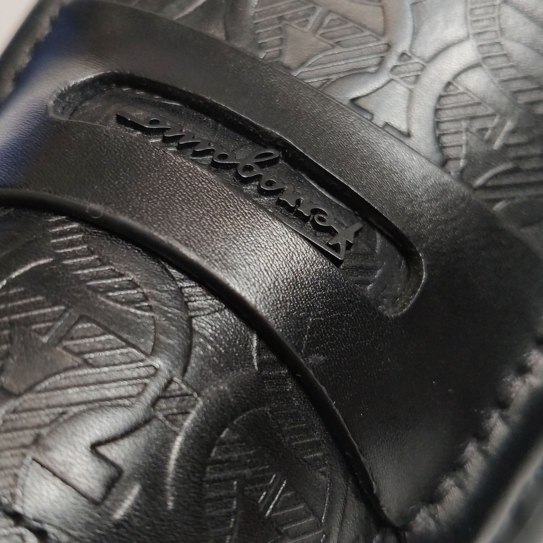 Salvatore Ferragamo Salvatore Ferragamo Gancini Embossed Loafers 7.5 Size US 7 / EU 40 - 8 Thumbnail