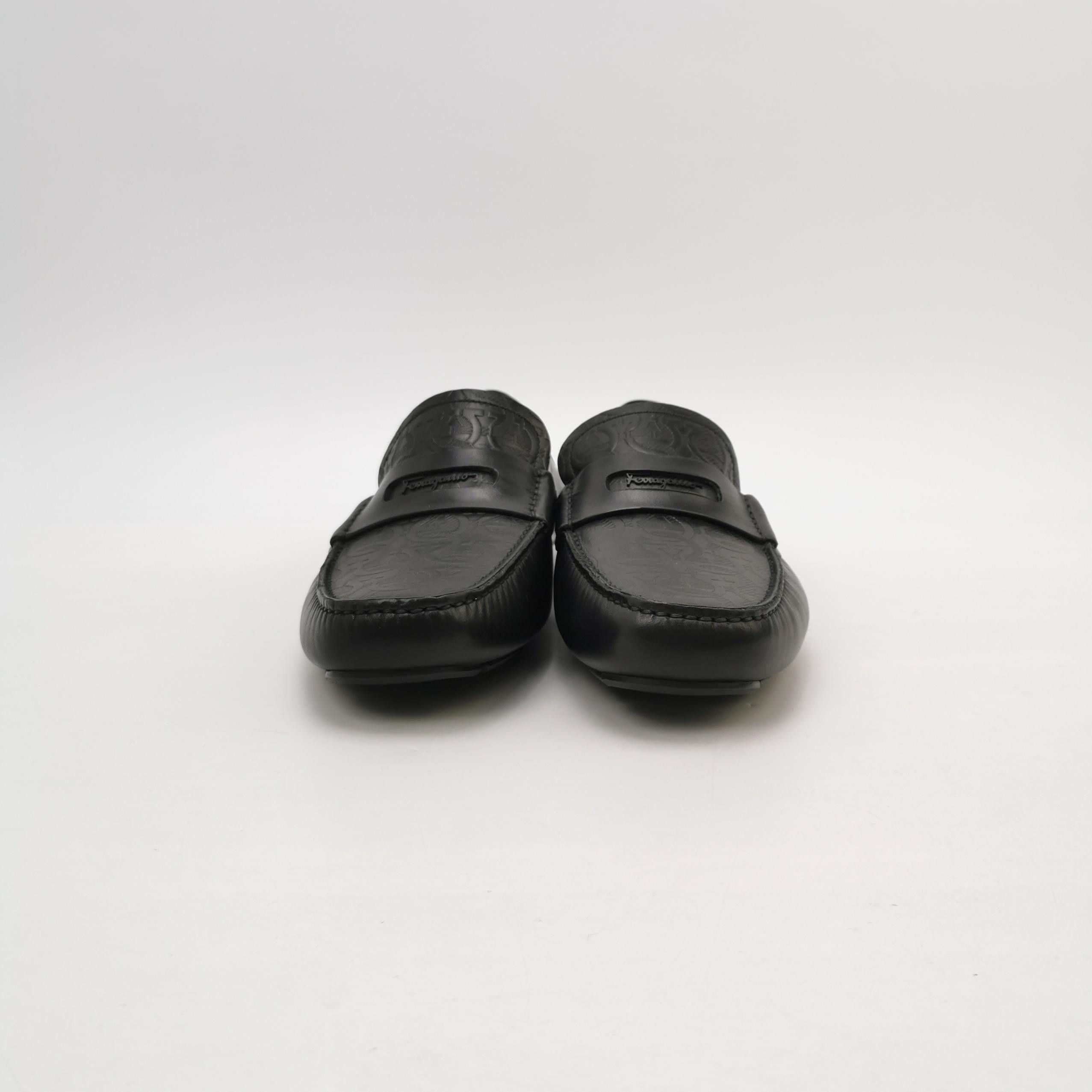 Salvatore Ferragamo Salvatore Ferragamo Gancini Embossed Loafers 7.5 Size US 7 / EU 40 - 4 Thumbnail