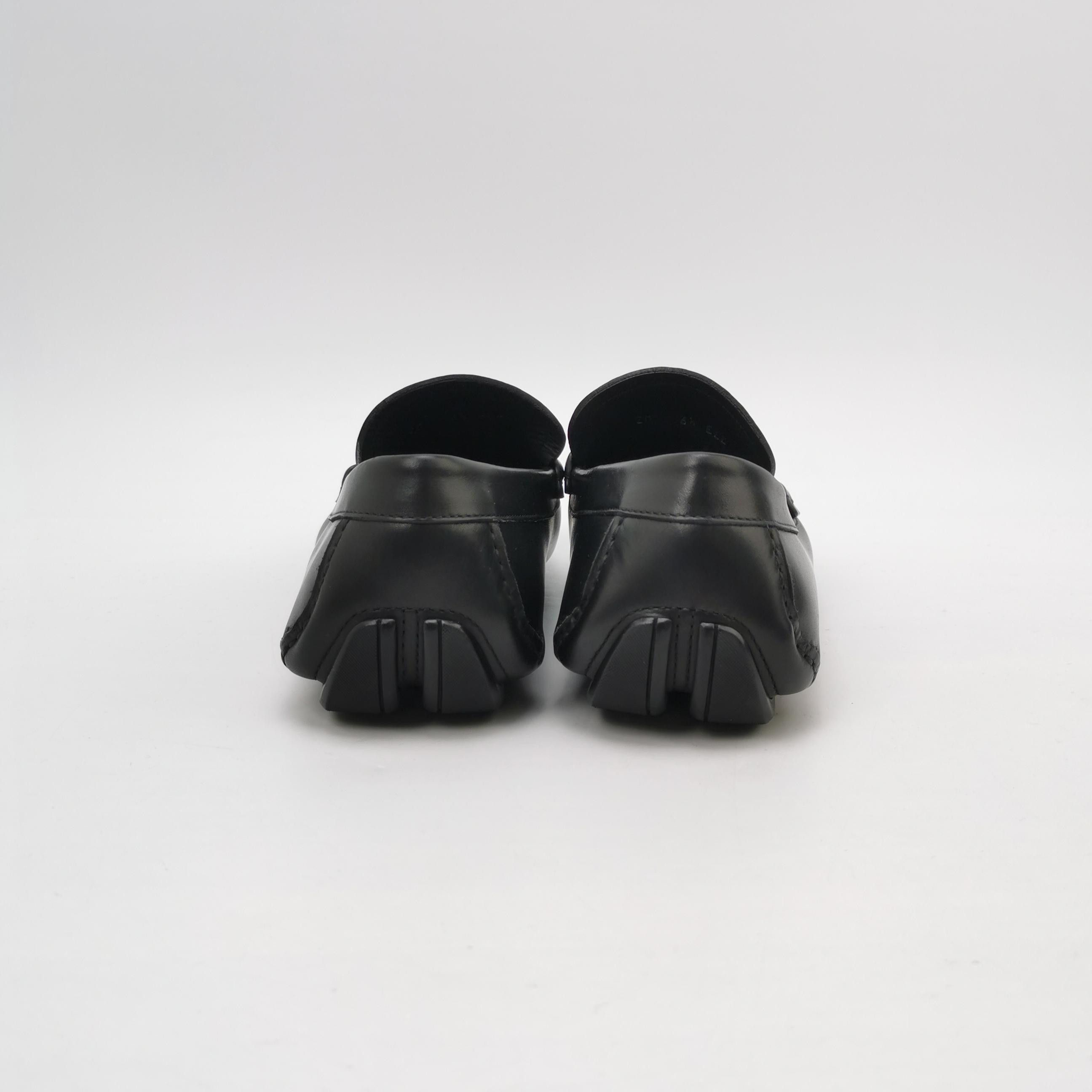 Salvatore Ferragamo Salvatore Ferragamo Gancini Embossed Loafers 7.5 Size US 7 / EU 40 - 5 Thumbnail