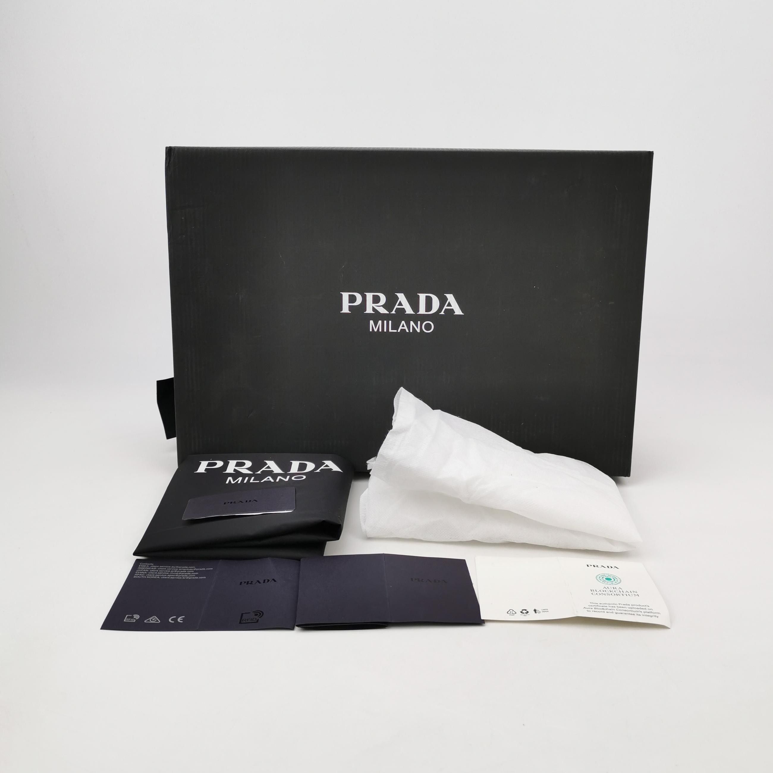 Prada Prada Suede Logo Sneakers 41.5 Size US 8 / EU 41 - 7 Thumbnail