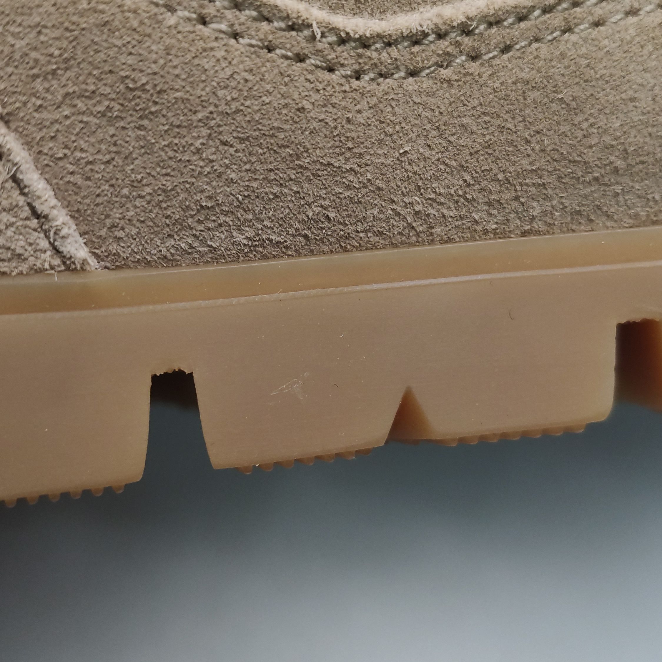 Prada Prada Suede Logo Sneakers 41.5 Size US 8 / EU 41 - 10 Thumbnail
