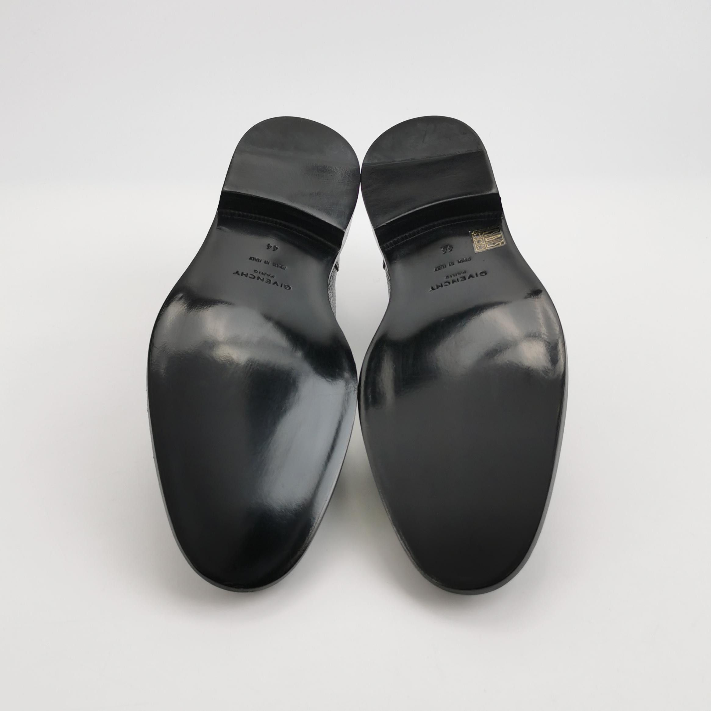 Givenchy Givenchy Perforated Leather Derby Shoes Size 44 Size US 11 / EU 44 - 5 Thumbnail