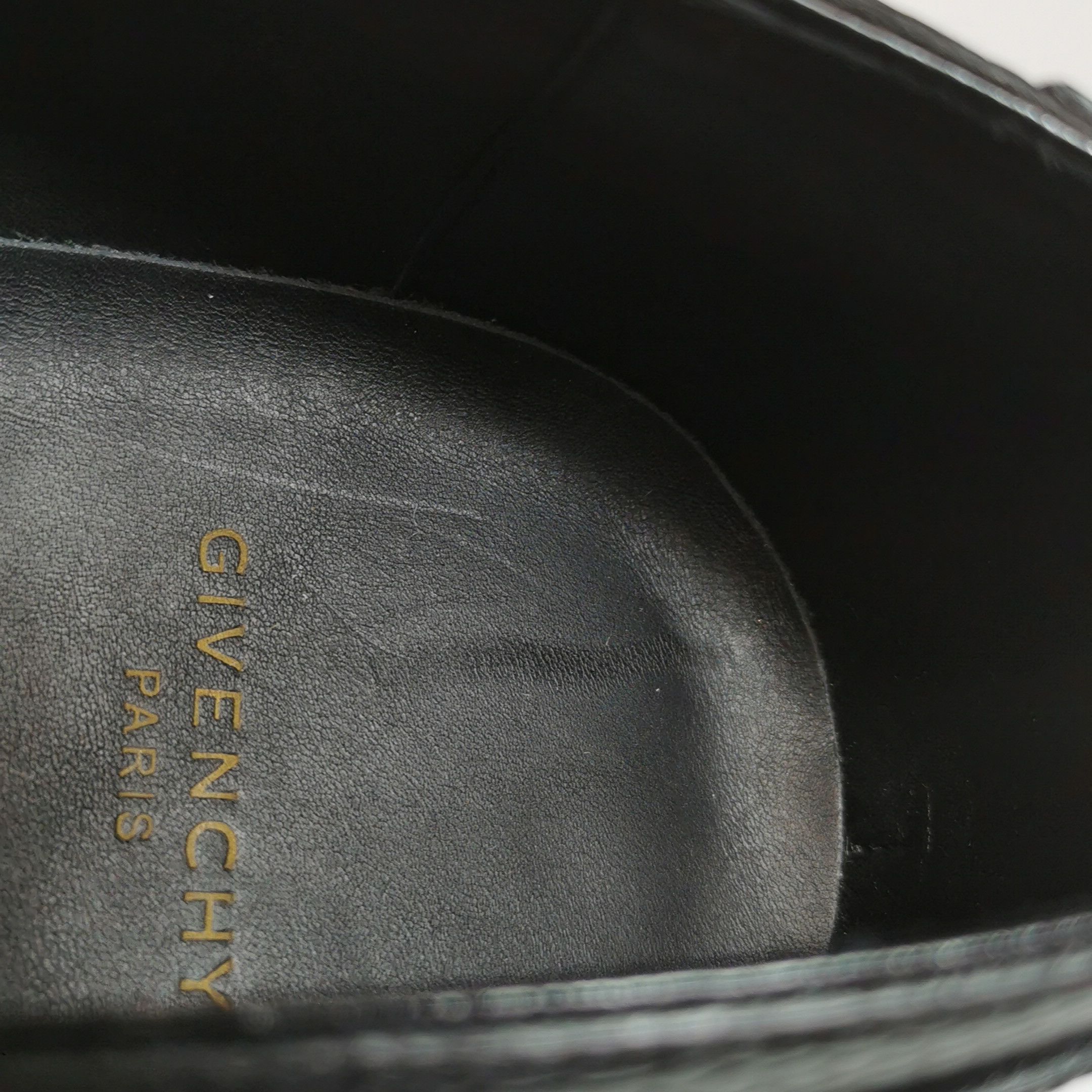 Givenchy Givenchy Perforated Leather Derby Shoes Size 44 Size US 11 / EU 44 - 10 Thumbnail