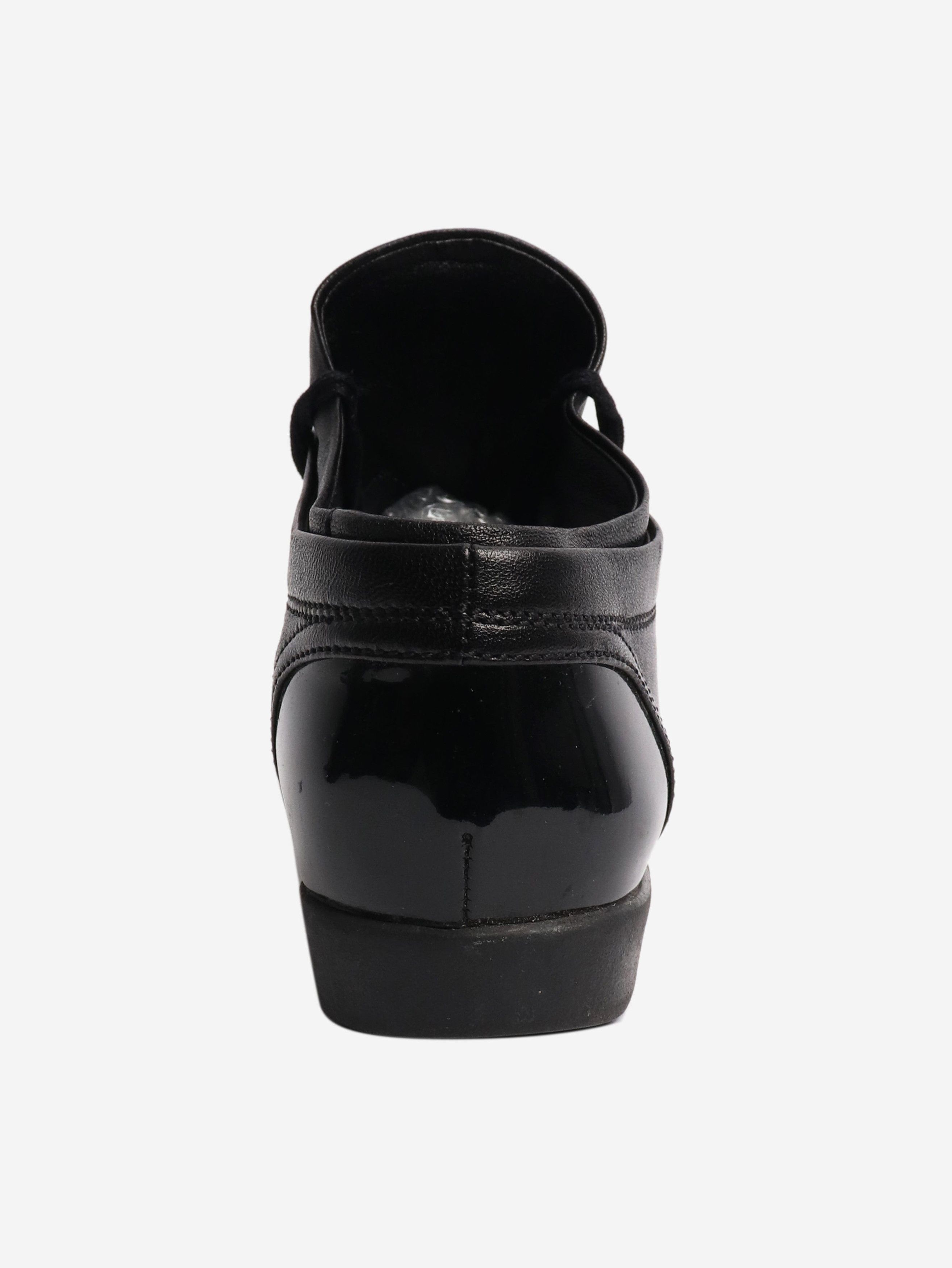 Chanel Black lace up trainers - EU 37.5 (UK 4.5) Size US 6 / IT 36 - 3 Thumbnail
