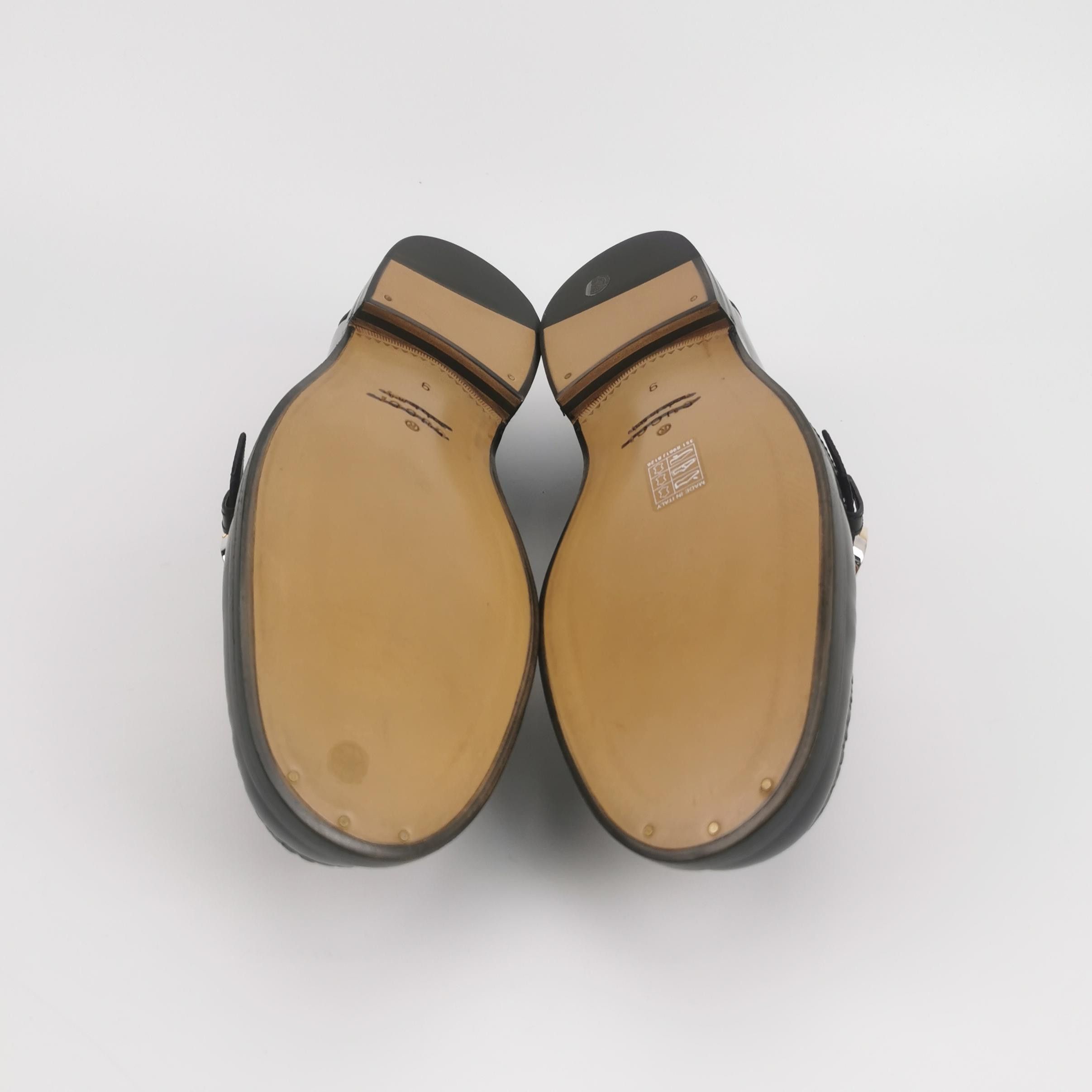 Gucci Gucci Double G Buckle Leather Loafers US 10 Size US 10 / EU 43 - 5 Thumbnail
