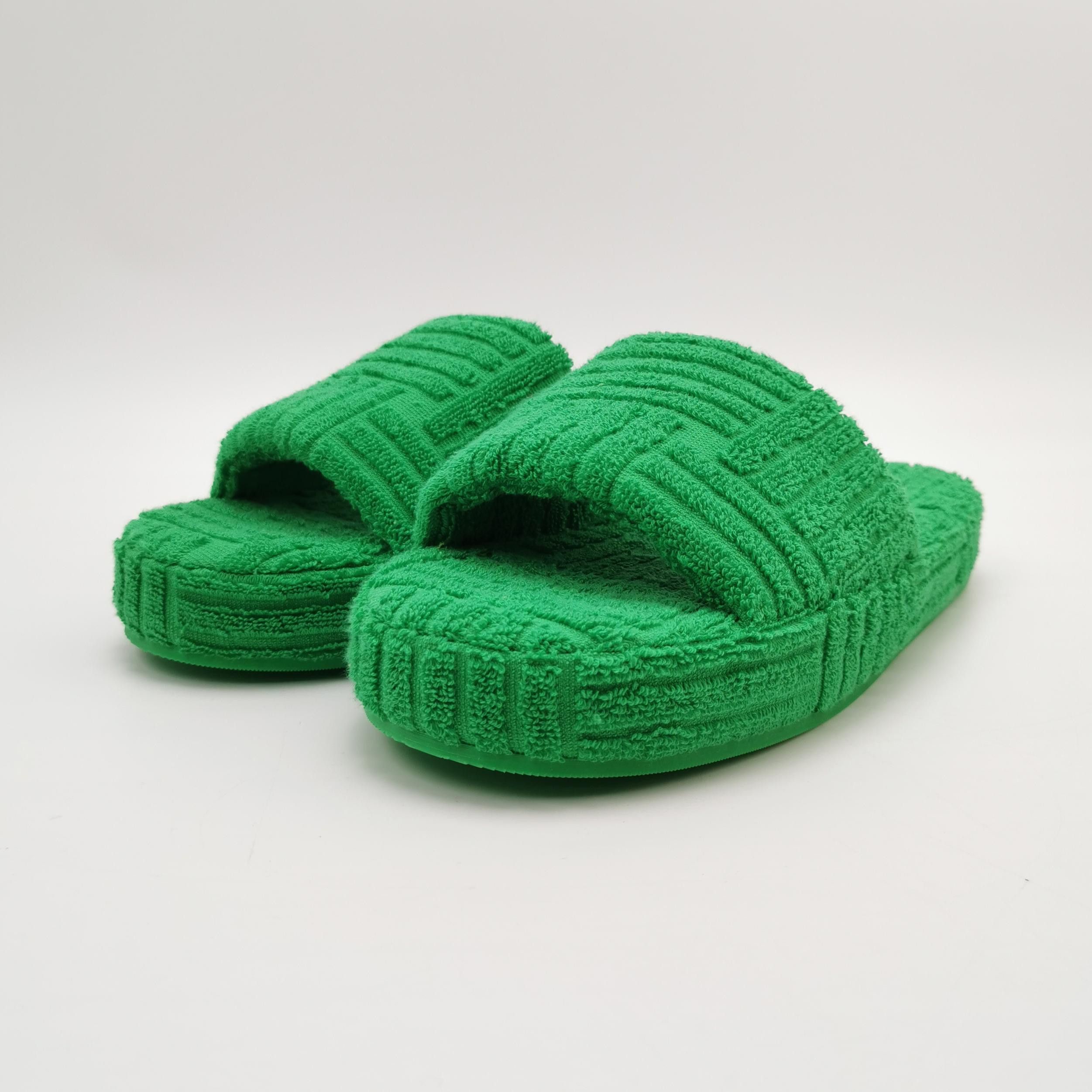 Bottega Veneta Bottega Veneta Green Resort Sponge Slides Size 44 Size US 11 / EU 44 - 2 Thumbnail