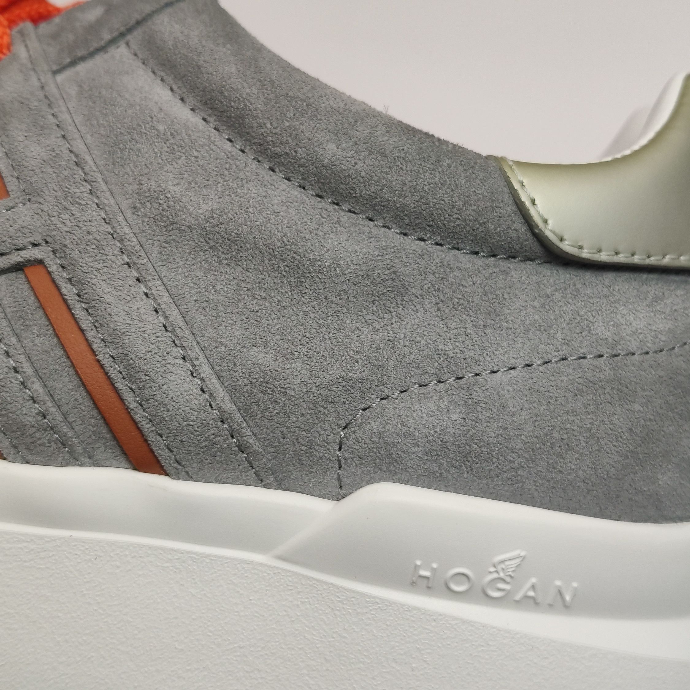 Hogan Hogan Gray Suede Low-Top Sneakers Size 44 Size US 11 / EU 44 - 9 Thumbnail