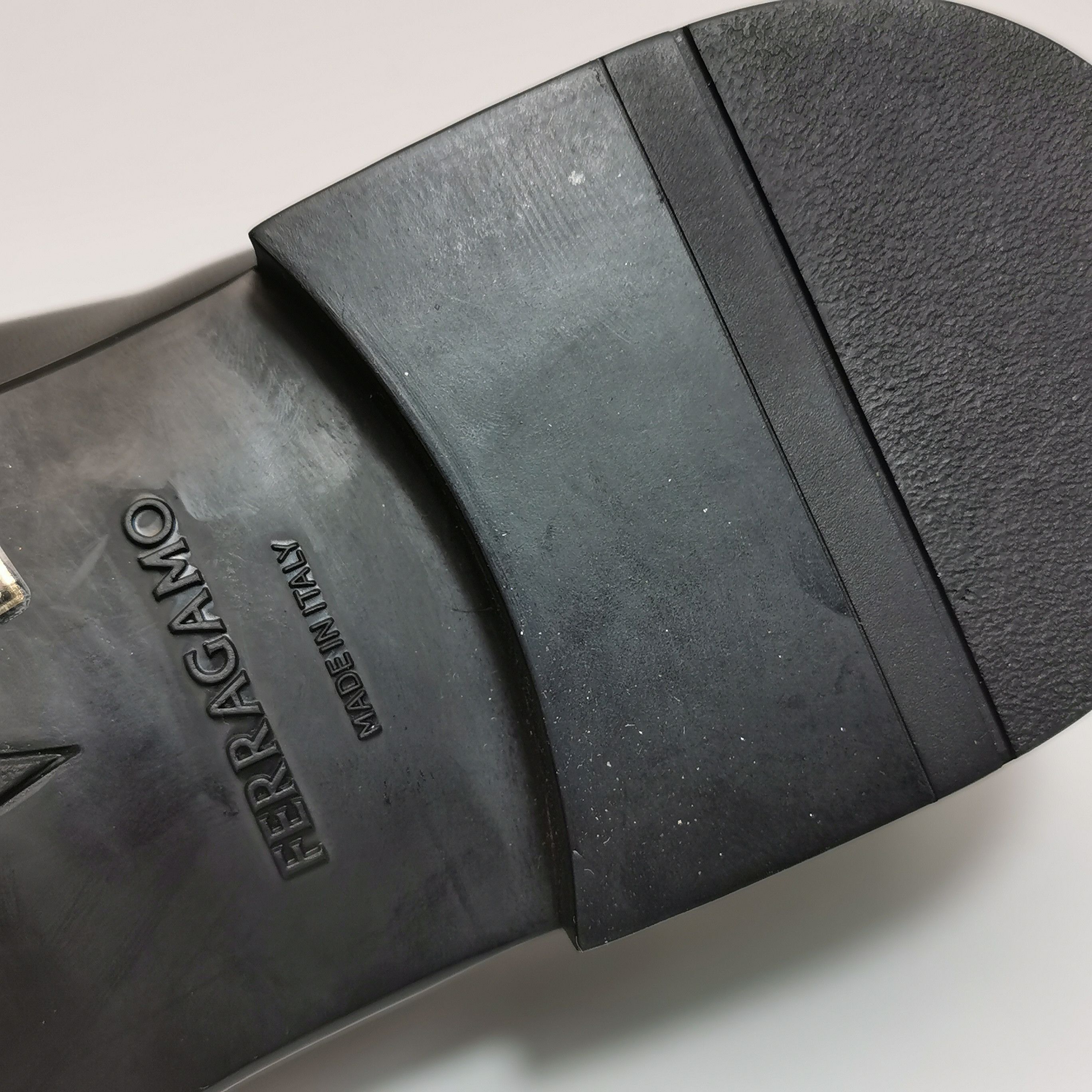 Salvatore Ferragamo Salvatore Ferragamo Gancini Leather Loafers EU 40 Size US 7 / EU 40 - 9 Thumbnail