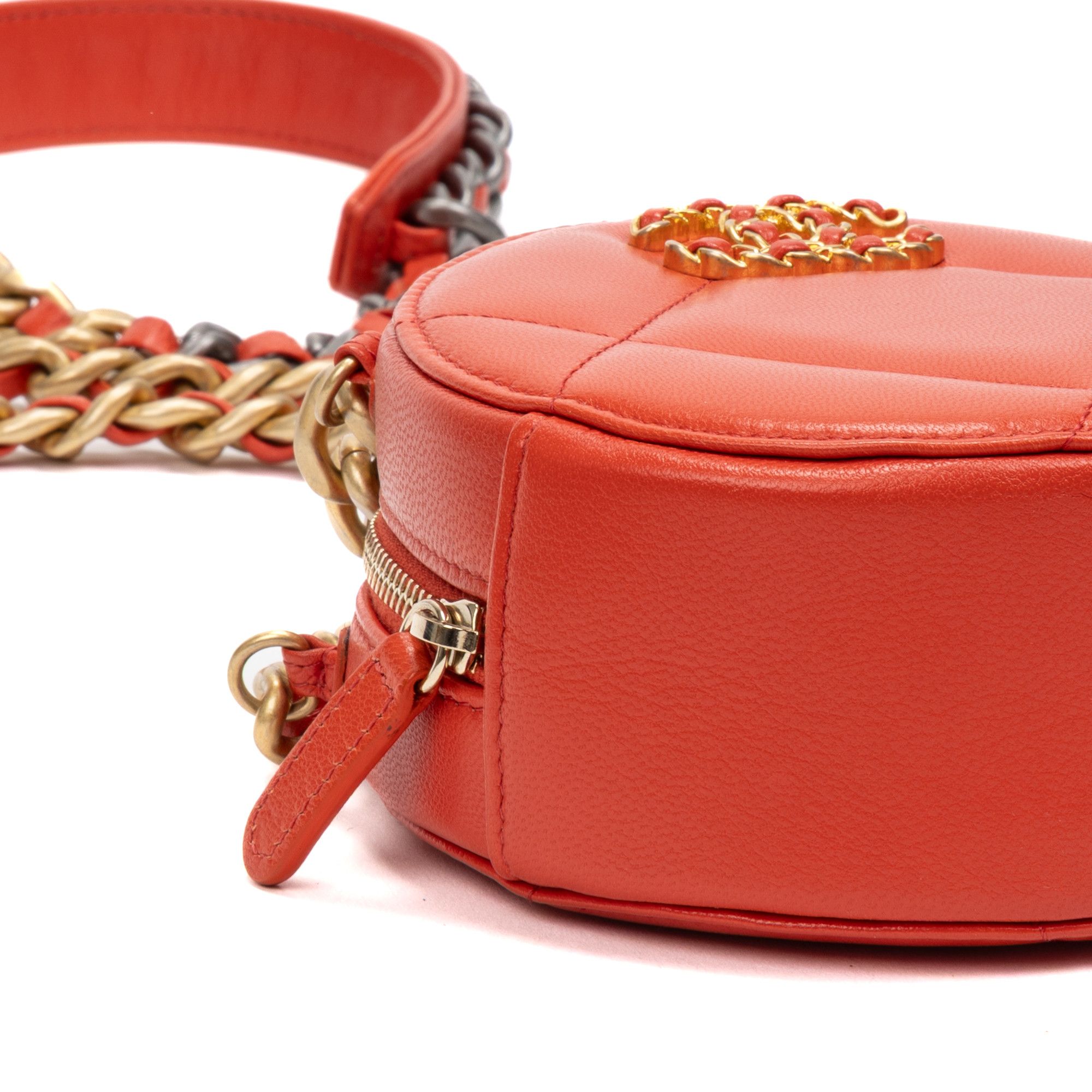 Chanel 19 Round Clutch Mini Size ONE SIZE - 7 Thumbnail