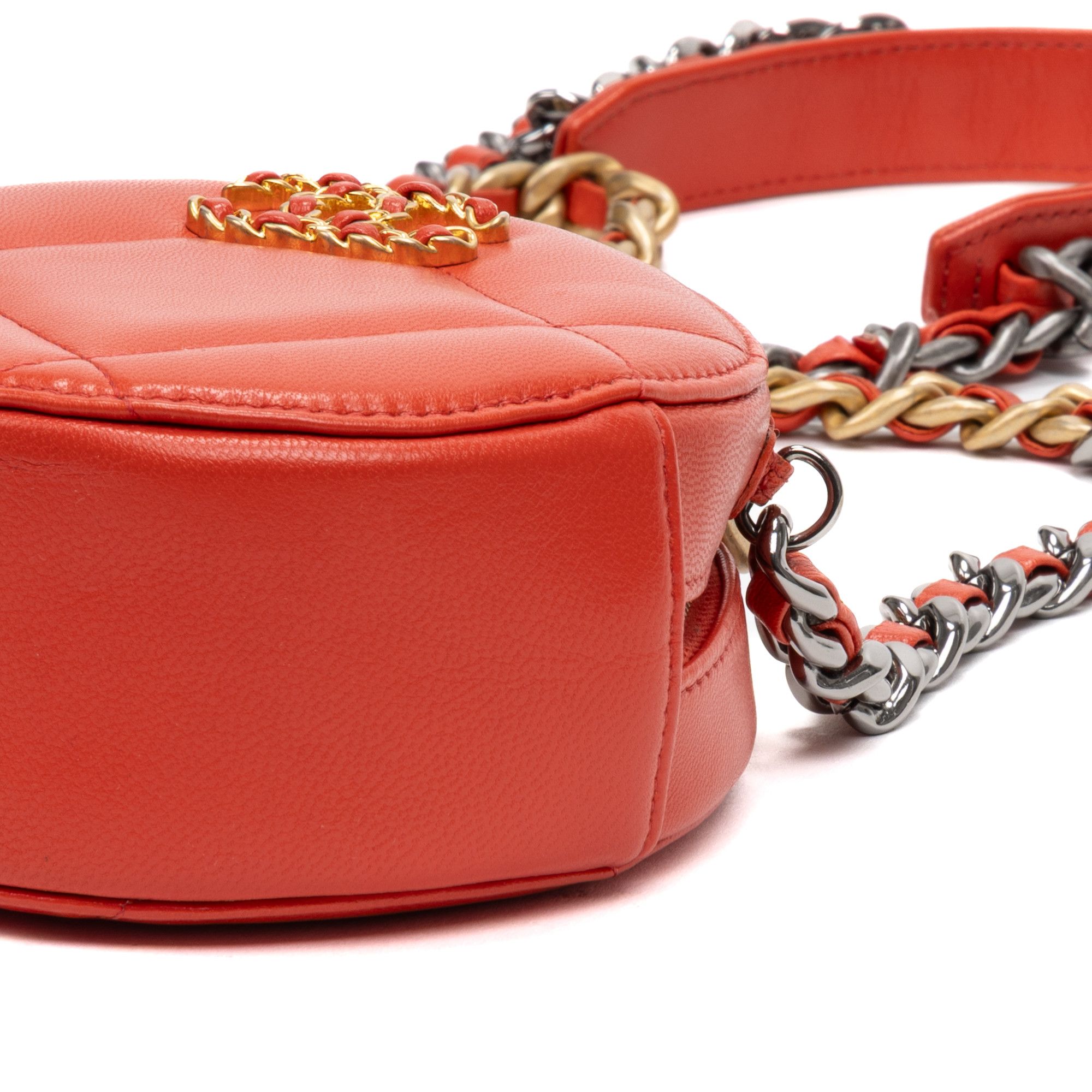 Chanel 19 Round Clutch Mini Size ONE SIZE - 8 Thumbnail