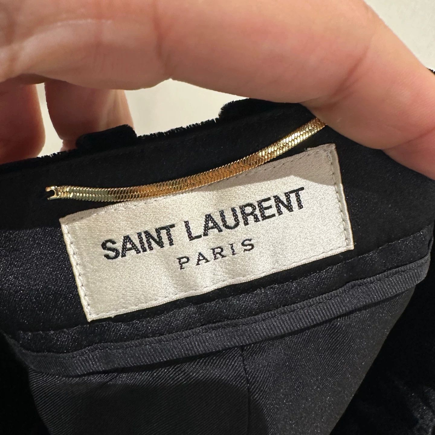 Saint Laurent Paris Saint Laurent Paris Velvet T-Shirt us_4 Women Size S / US 4 / IT 40 - 3 Thumbnail