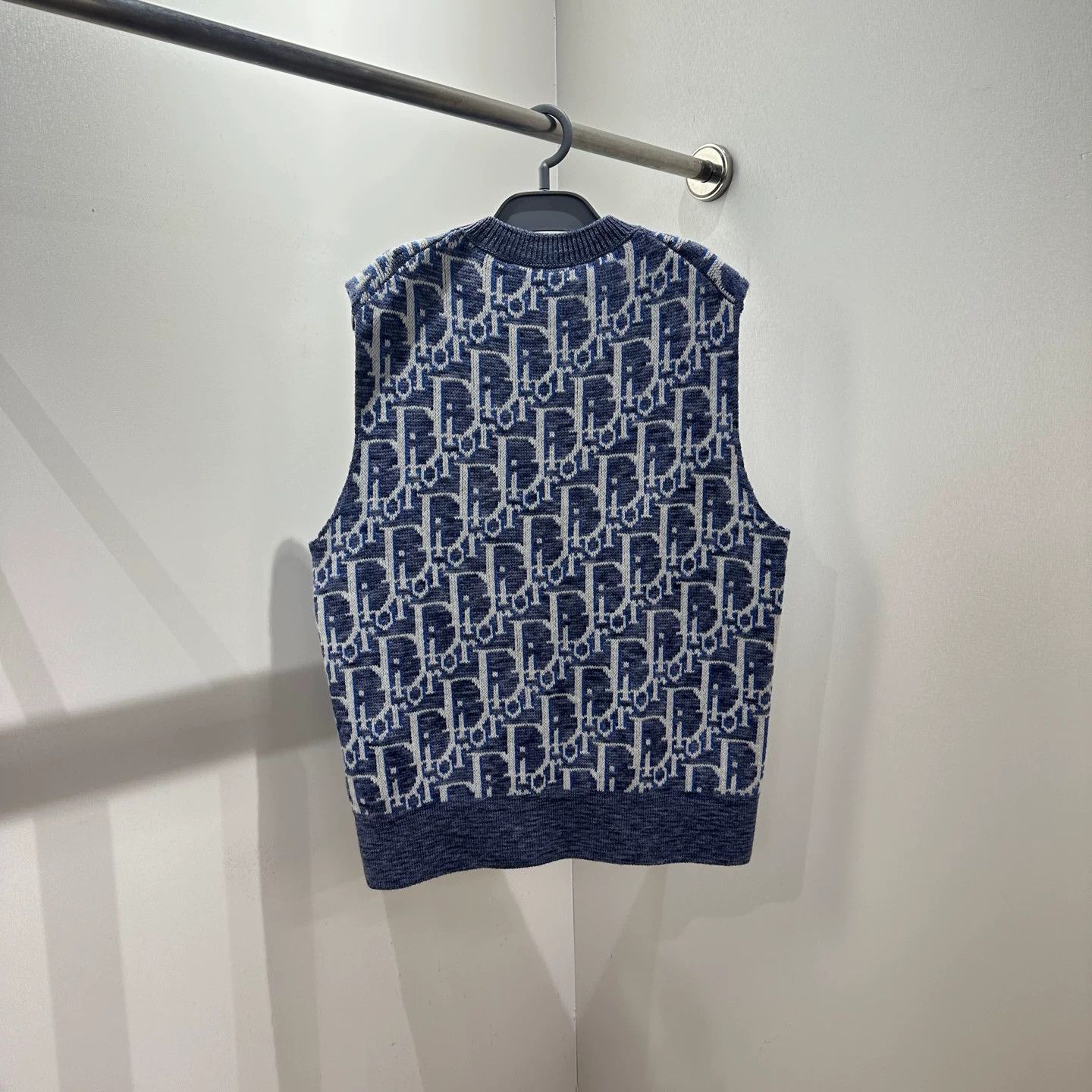 Dior Dior Wool T-Shirt S Women Size S / US 4 / IT 40 - 2 Thumbnail