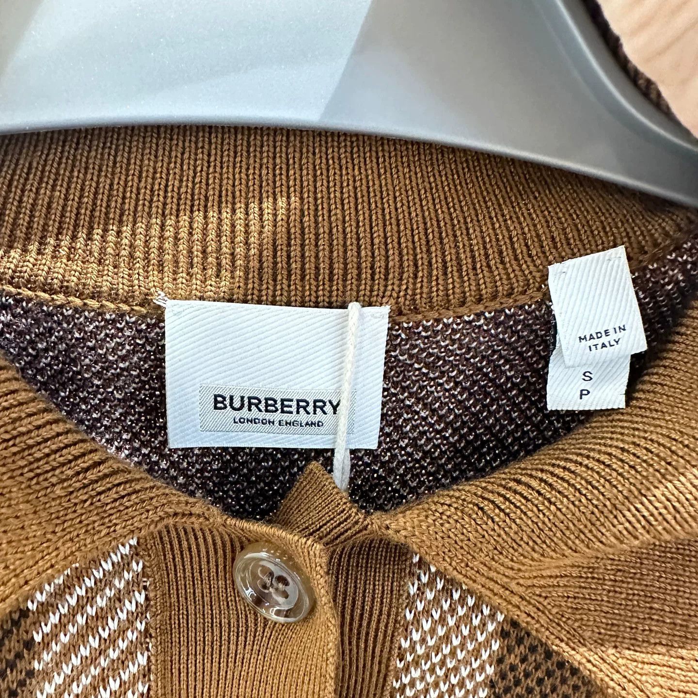 Burberry Burberry Plaid T-Shirt S Women Size S / US 4 / IT 40 - 3 Thumbnail