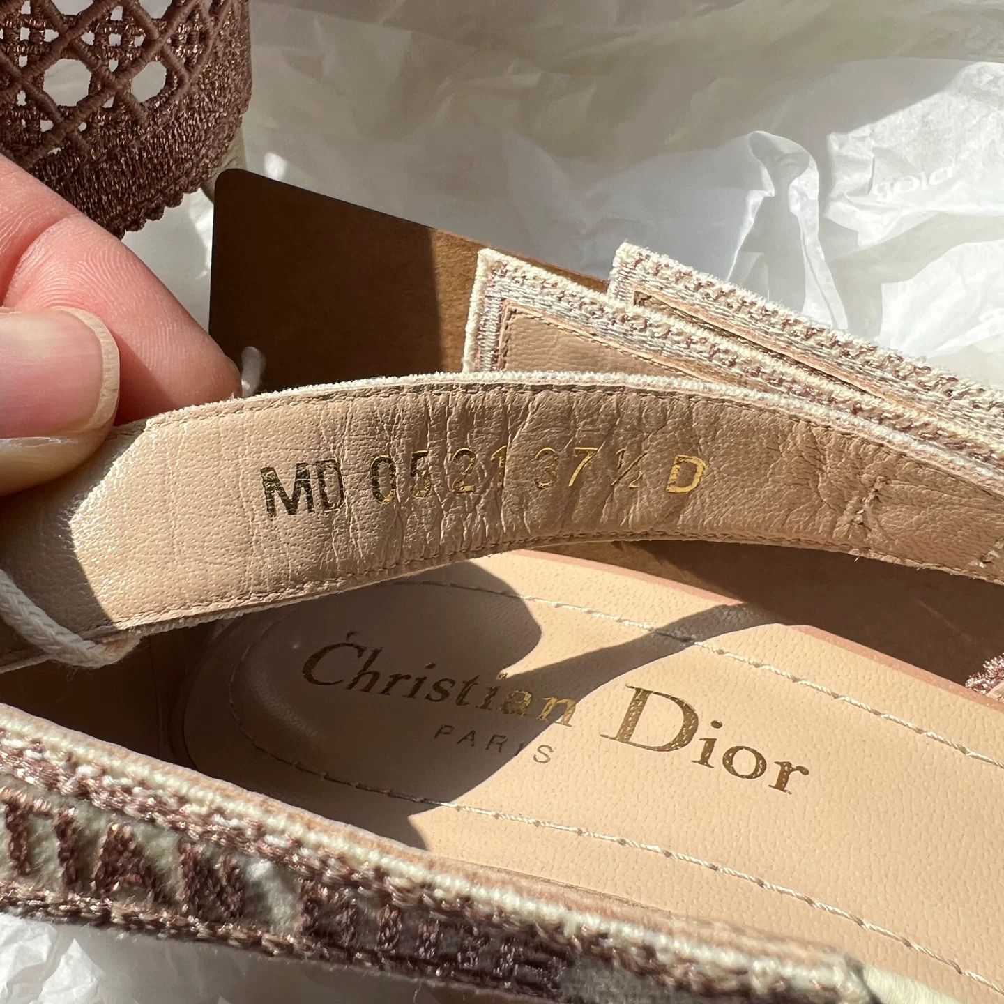 Dior Dior Lowtop Sneakers us_7-5 Women Size US 7.5 / IT 37.5 - 5 Thumbnail