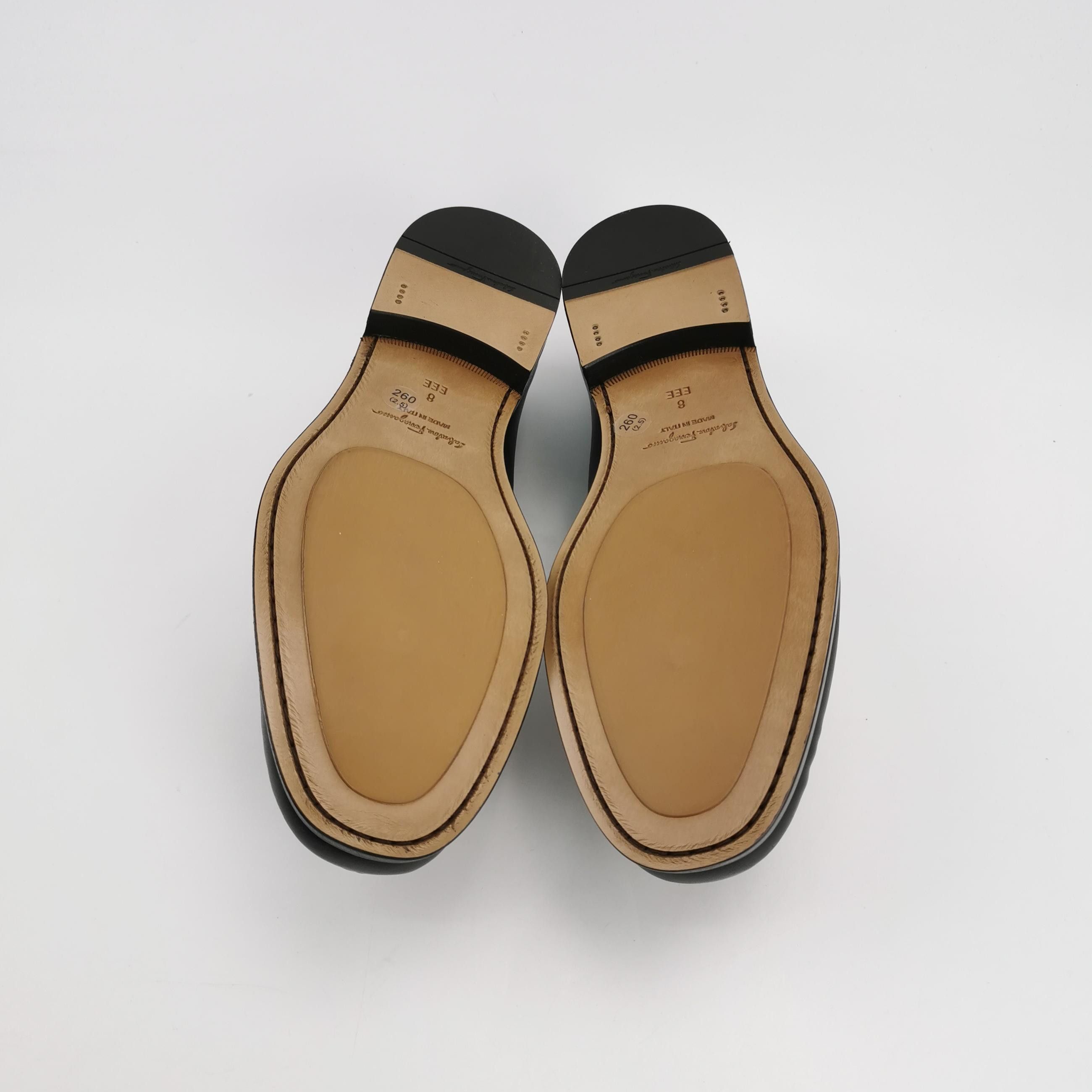 Salvatore Ferragamo Salvatore Ferragamo Gancini Leather Loafers US 9 Size US 9 / EU 42 - 5 Thumbnail