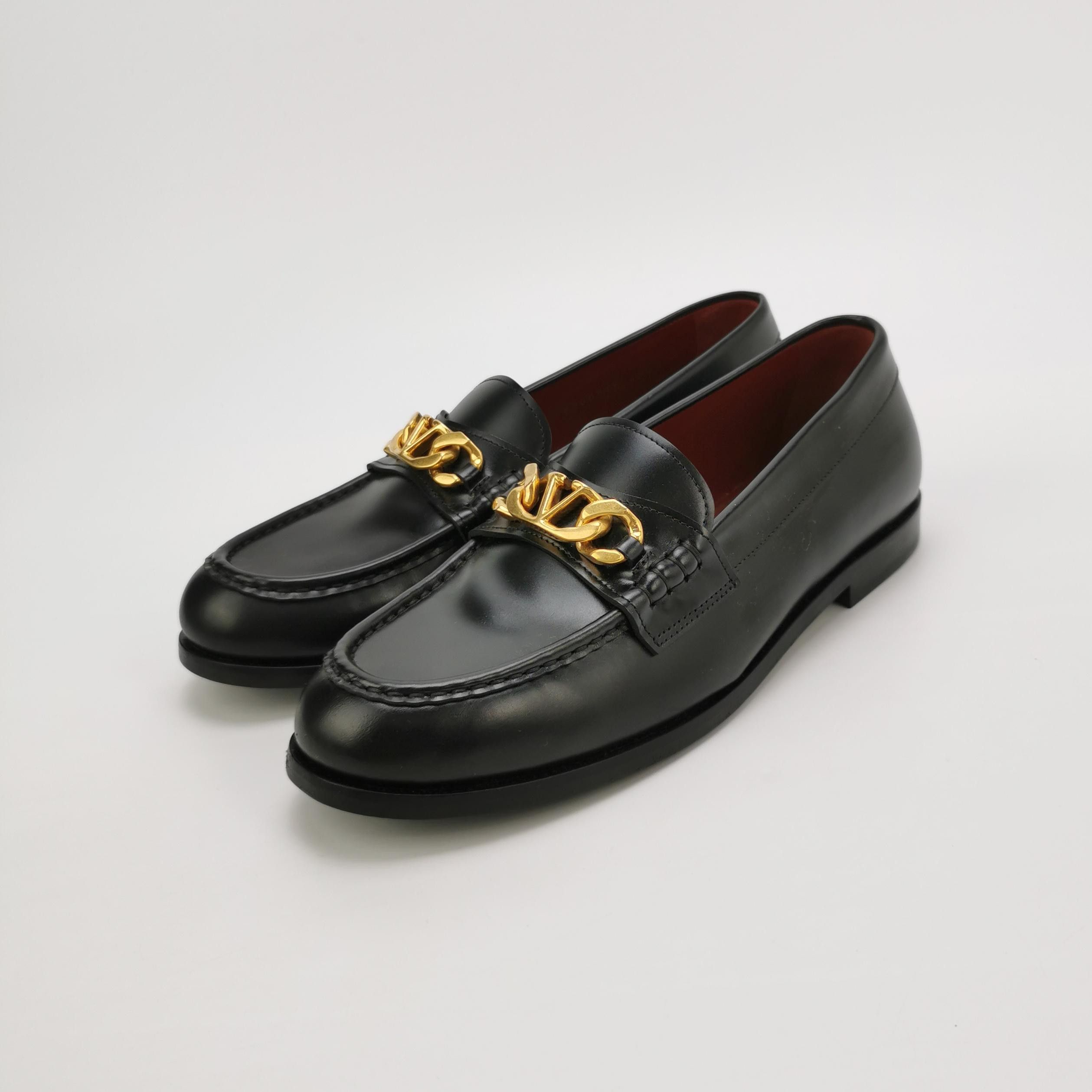 Valentino Valentino Metal V-Logo Leather Loafers Size 42.5 Size US 9 / EU 42 - 2 Thumbnail