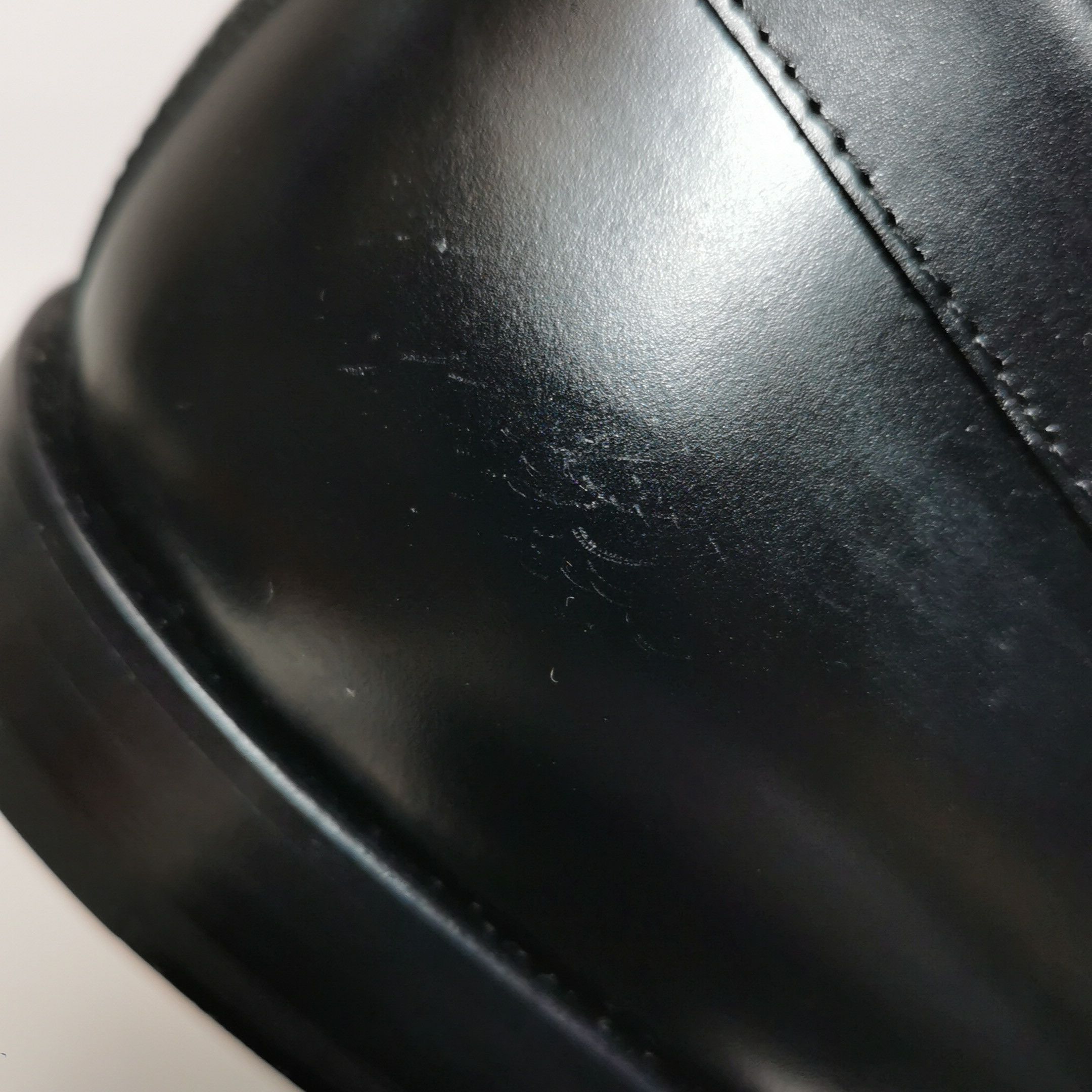 Valentino Valentino Metal V-Logo Leather Loafers Size 42.5 Size US 9 / EU 42 - 7 Thumbnail