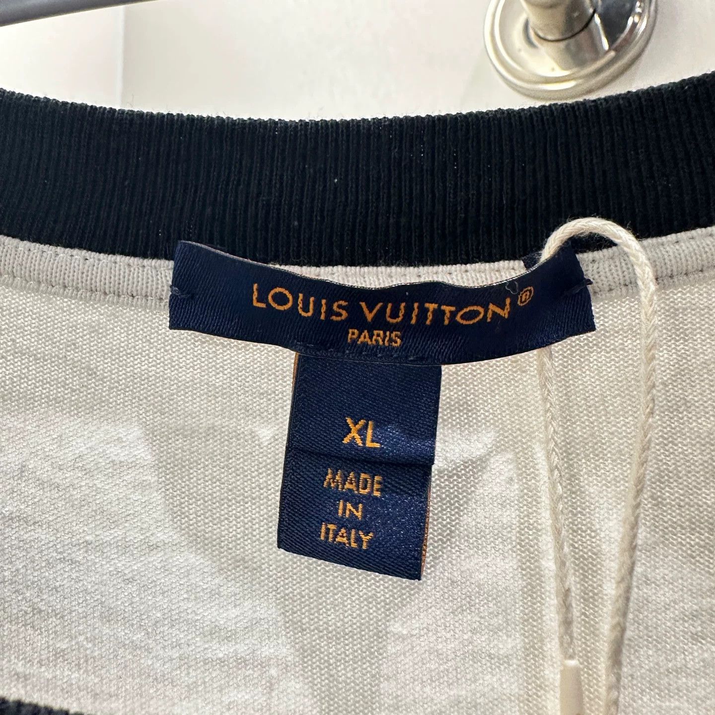 Louis Vuitton Louis Vuitton Multi T-Shirt XL Women Size XL / US 12-14 / IT 48-50 - 3 Thumbnail
