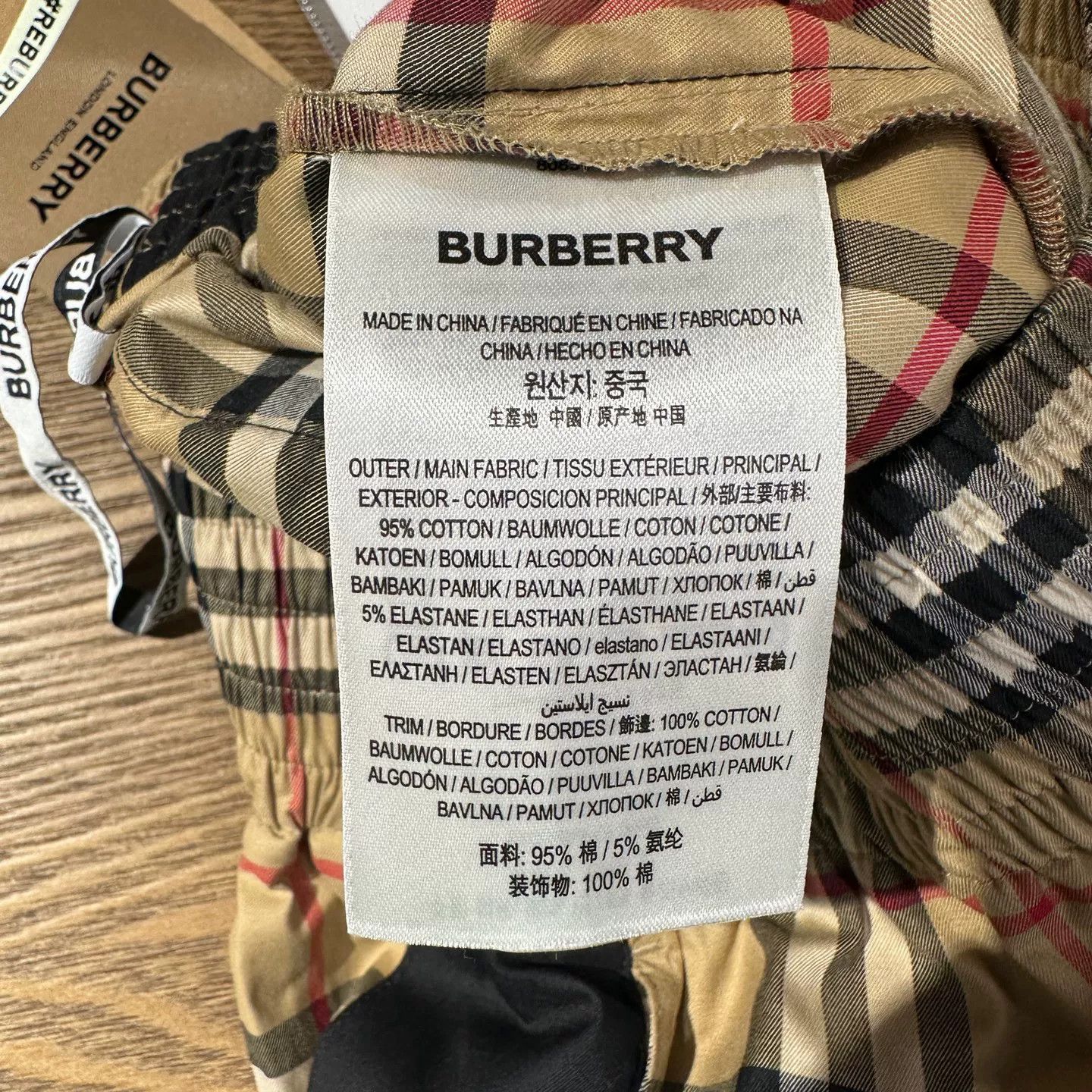 Burberry Burberry Casual Plaid T-Shirt us_4 Women Size S / US 4 / IT 40 - 4 Thumbnail