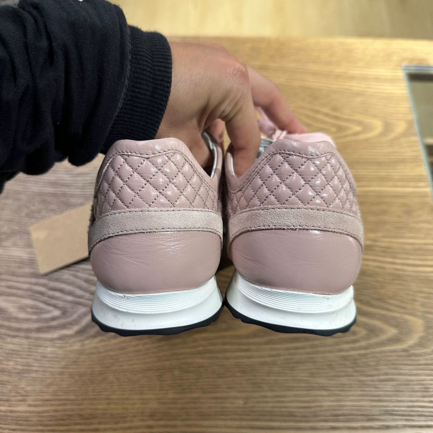 Chanel Chanel Casual Lowtop Sneakers 5 Men Size US 5 / EU 37 - 6 Thumbnail