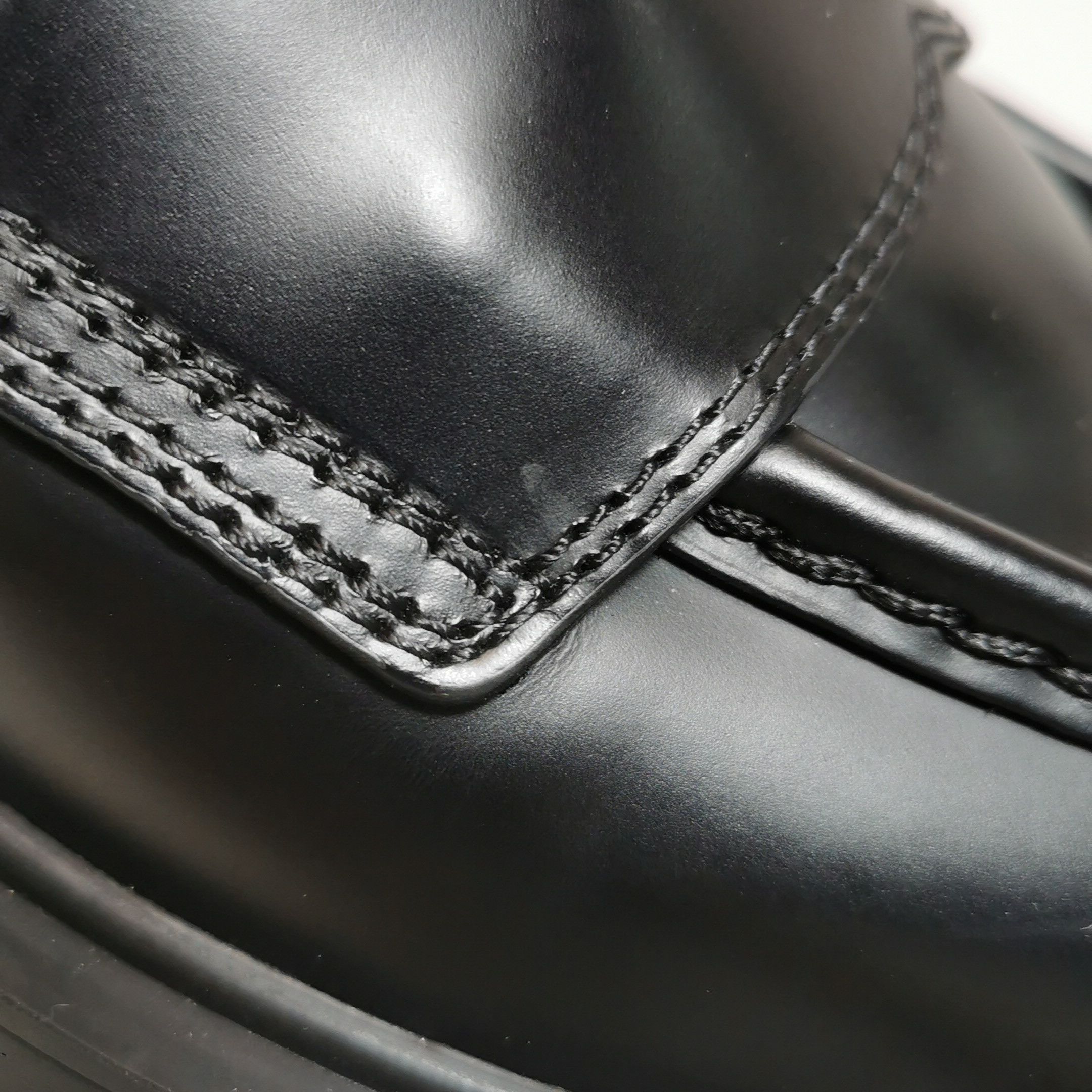 Prada Prada Triangle Logo Lug Sole Loafers Size 41 Size US 8 / EU 41 - 7 Thumbnail