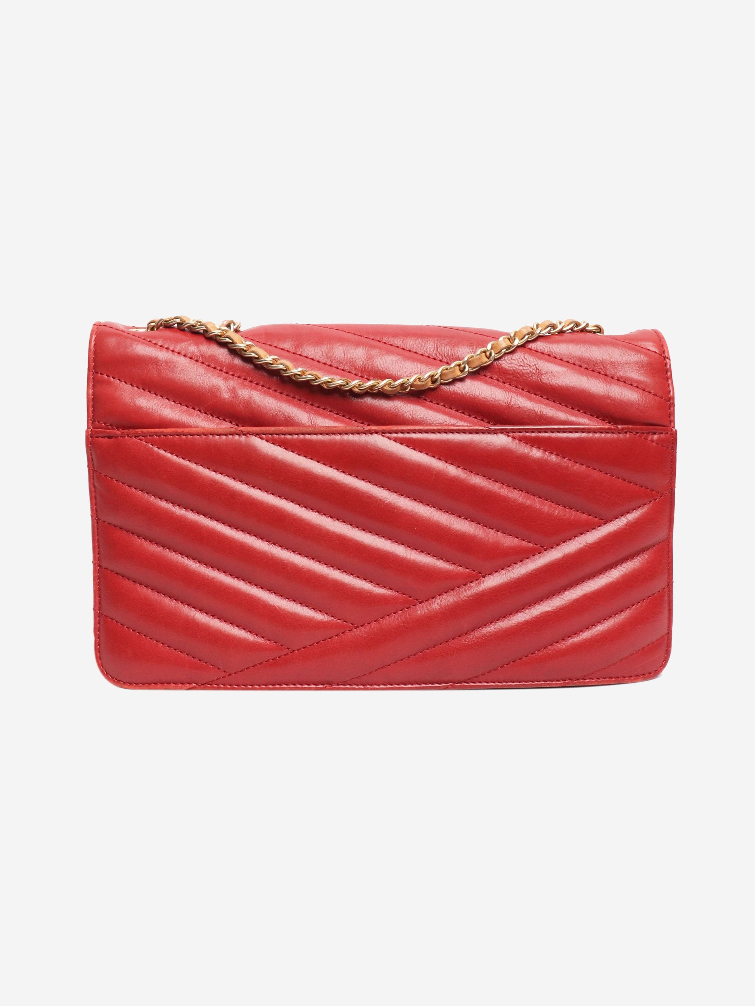 Chanel Red 2011 Gabrielle quilted leather shoulder bag Size ONE SIZE - 2 Thumbnail