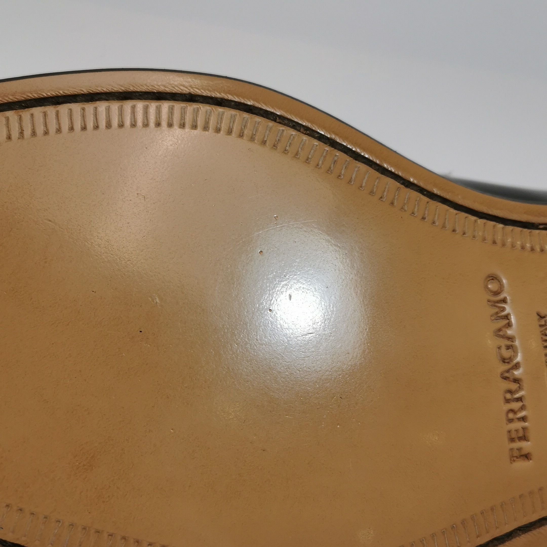 Salvatore Ferragamo Salvatore Ferragamo Gancini Buckle Leather Loafers US 9 Size US 9 / EU 42 - 9 Thumbnail