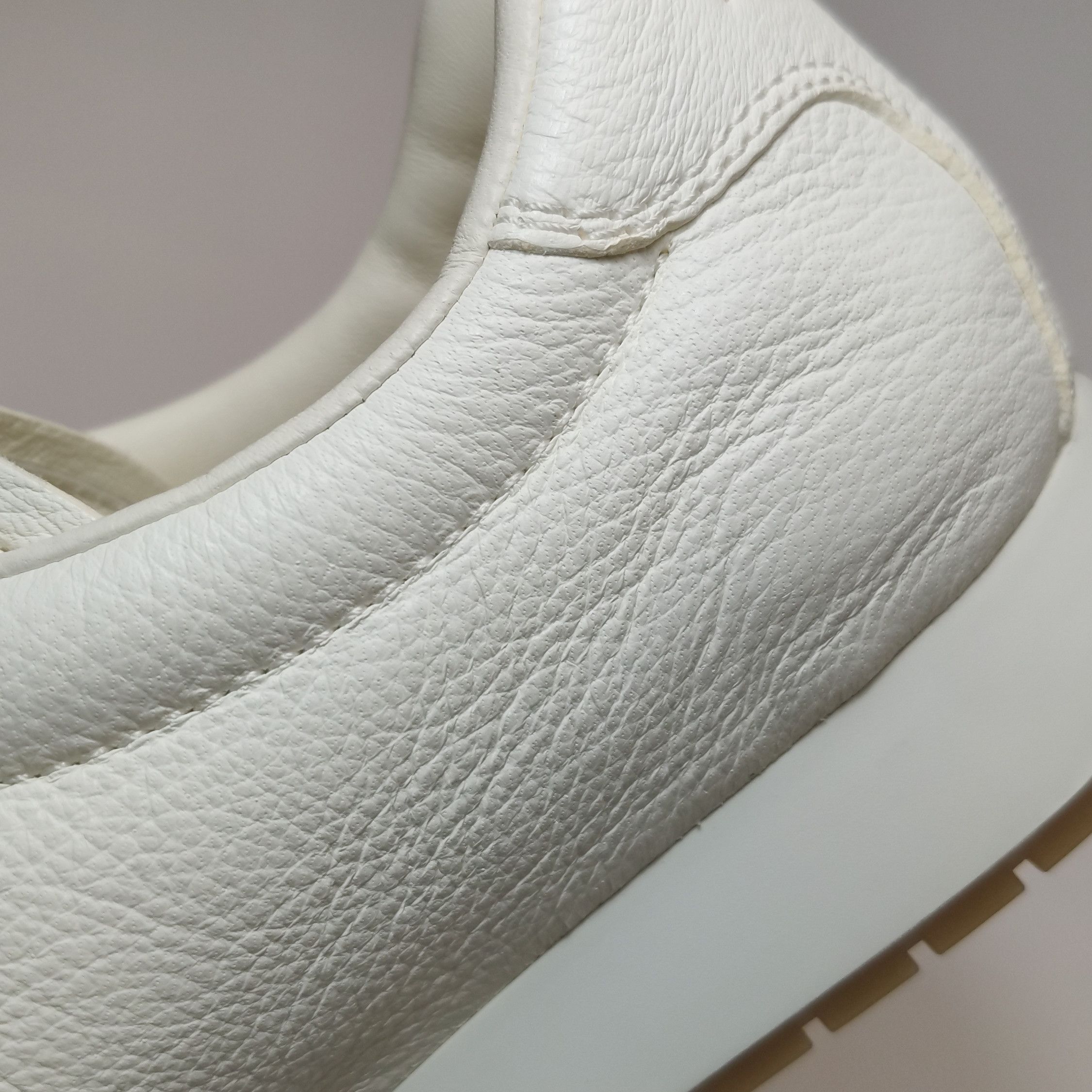 Prada Prada Deerskin Triangle Logo Sneakers 42 Size US 9 / EU 42 - 9 Thumbnail