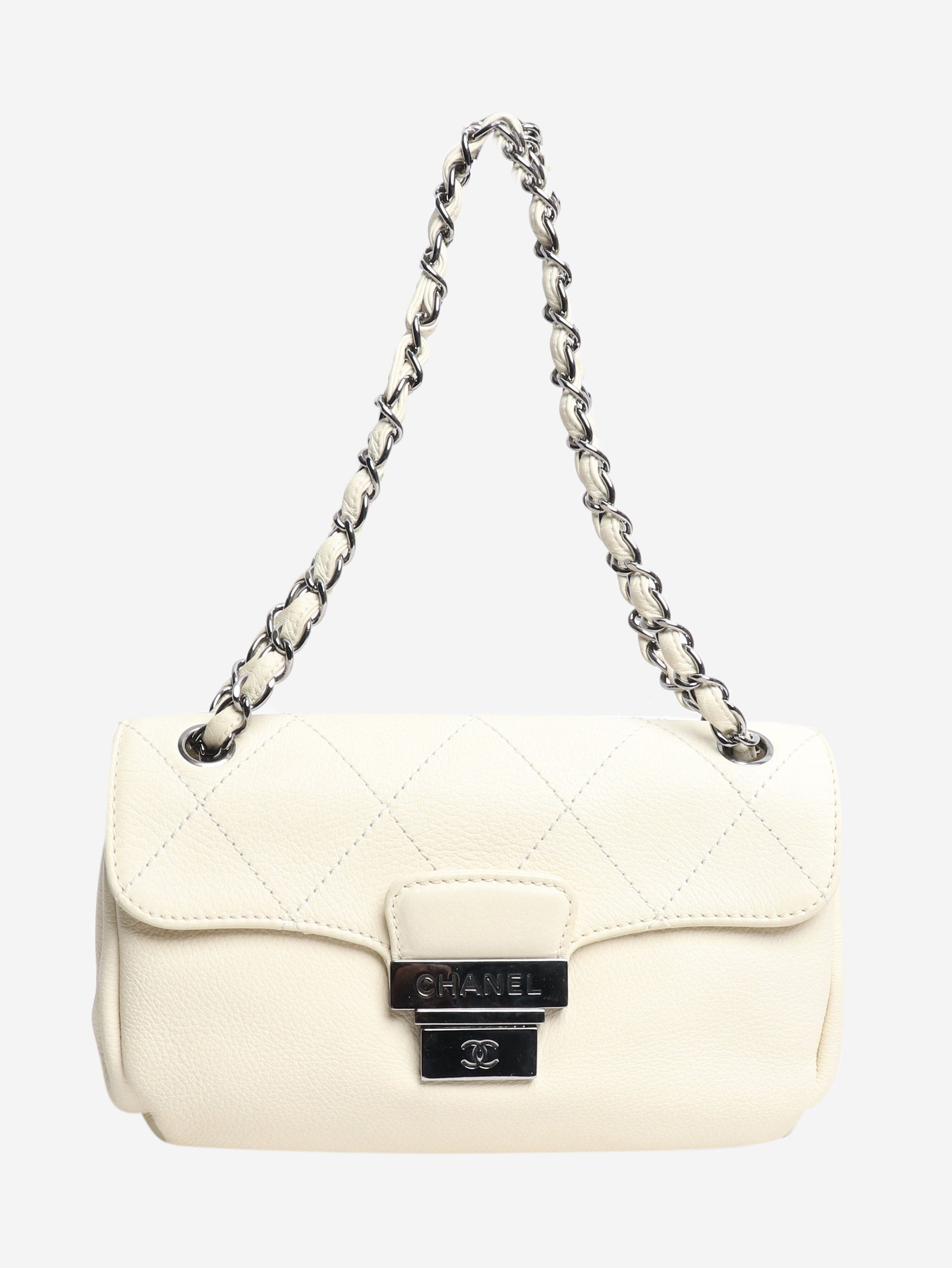 Chanel Cream 2004 dimand stitched shoulder bag Size ONE SIZE - 2 Thumbnail
