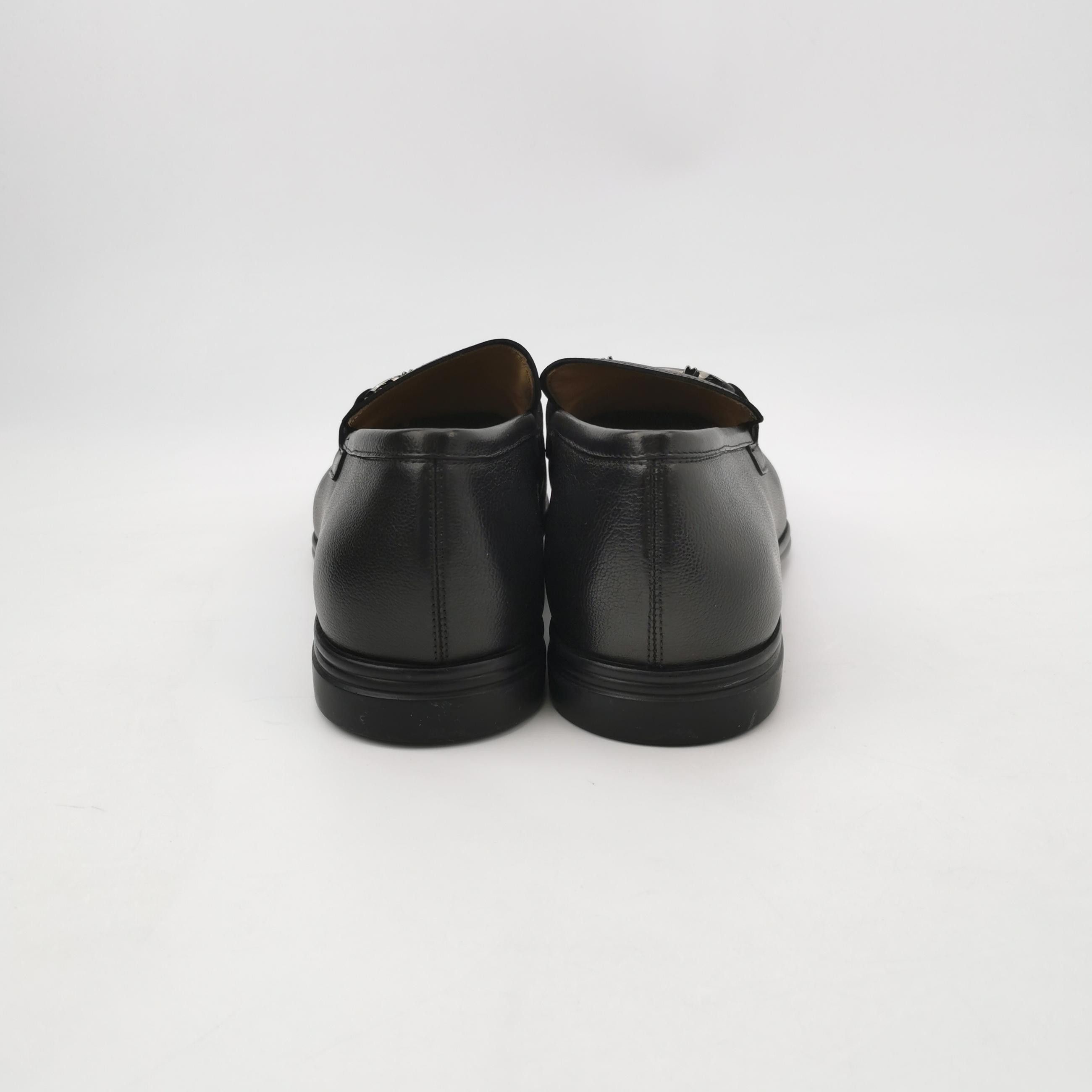 Salvatore Ferragamo Salvatore Ferragamo Gancini Pebbled Leather Loafers 9.5 Size US 9 / EU 42 - 4 Thumbnail