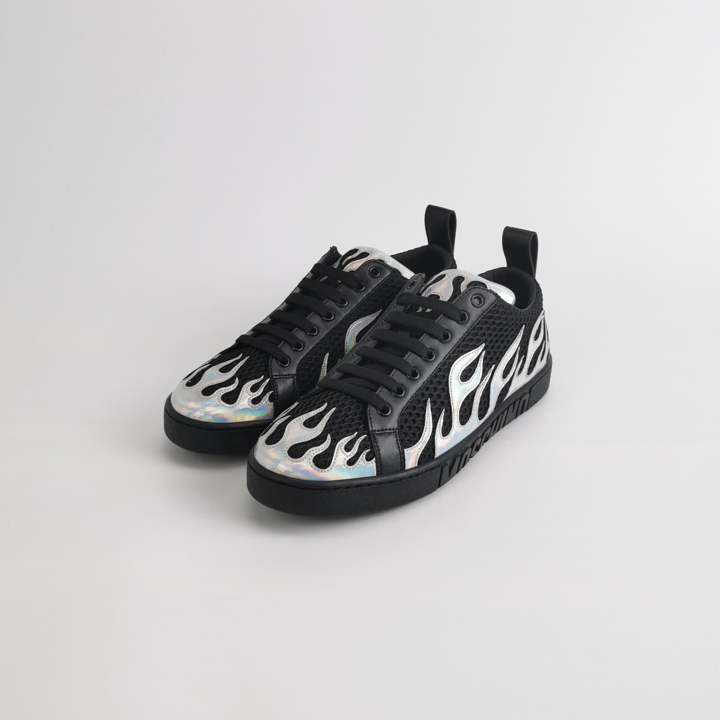 Moschino Moschino Flame Print Low-Top Sneakers EU 43 Size US 10 / EU 43 - 2 Thumbnail