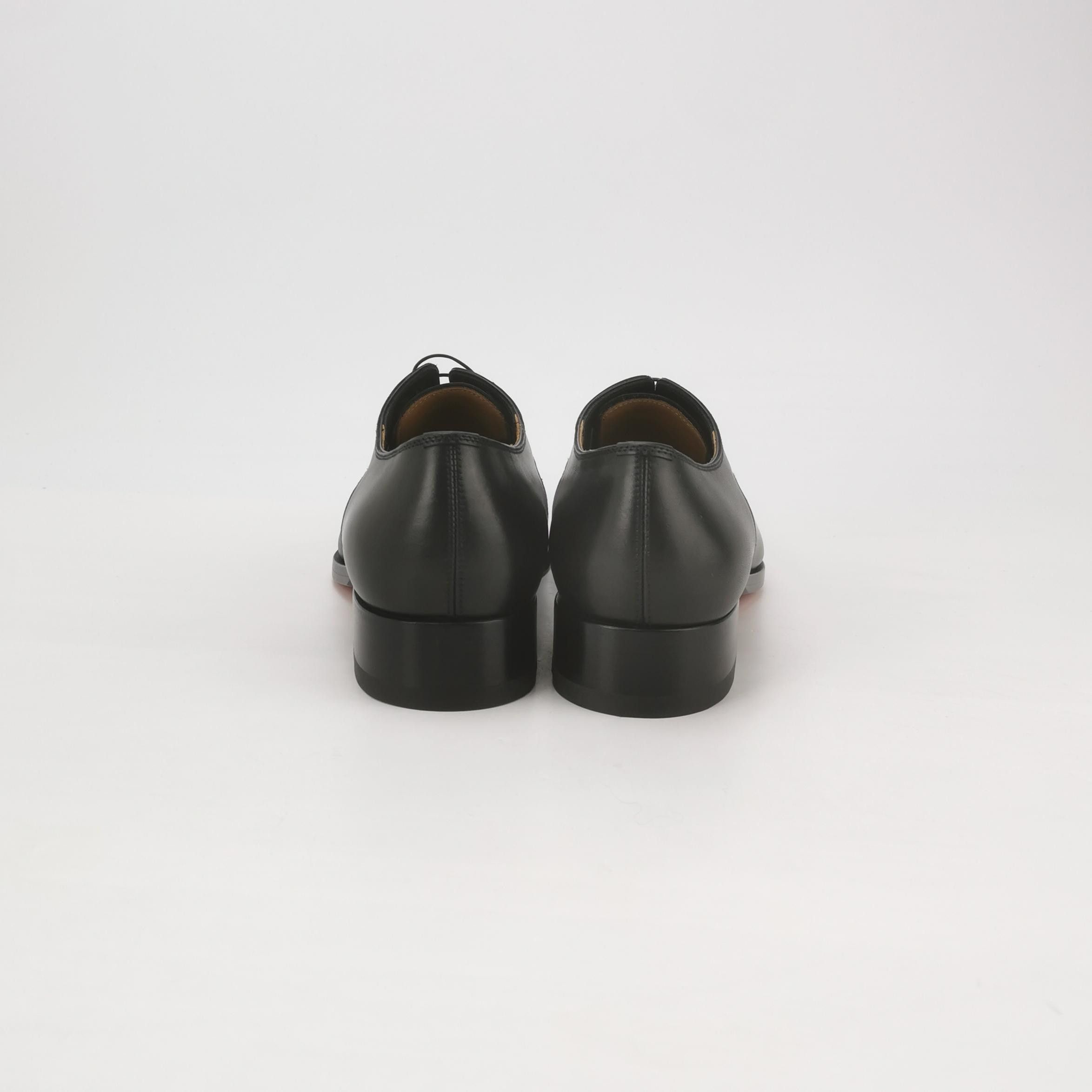 Christian Louboutin Christian Louboutin Studded Leather Shoes EU 40 Size US 7 / EU 40 - 4 Thumbnail