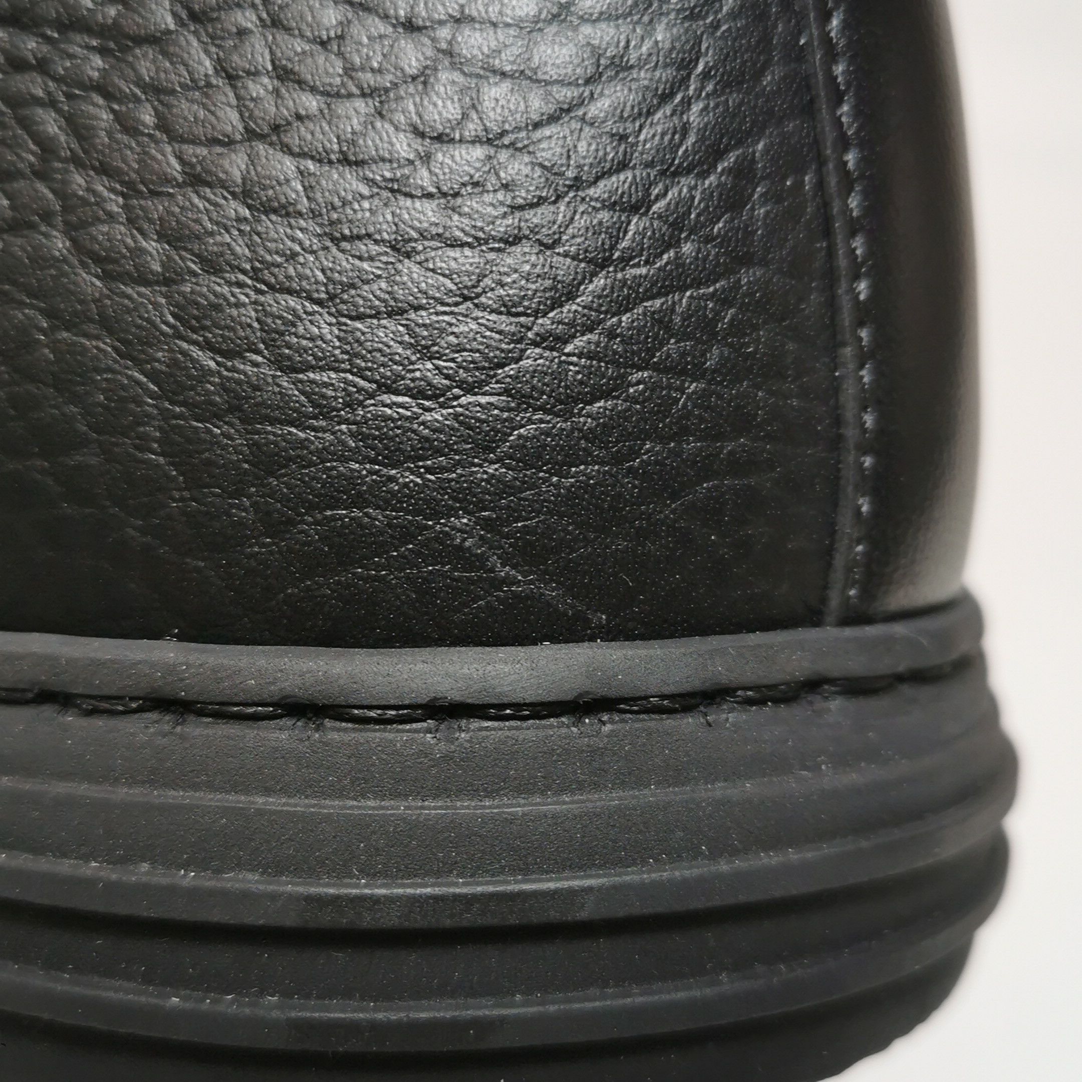 Gucci Gucci Black Leather Logo Sneakers Size 45 Size US 12 / EU 45 - 9 Thumbnail