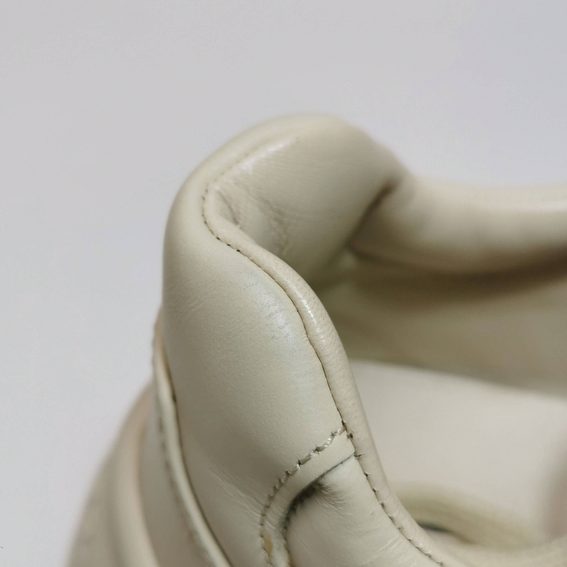 Gucci Gucci Rhyton Logo Leather Sneakers 41 Size US 8 / EU 41 - 13 Thumbnail