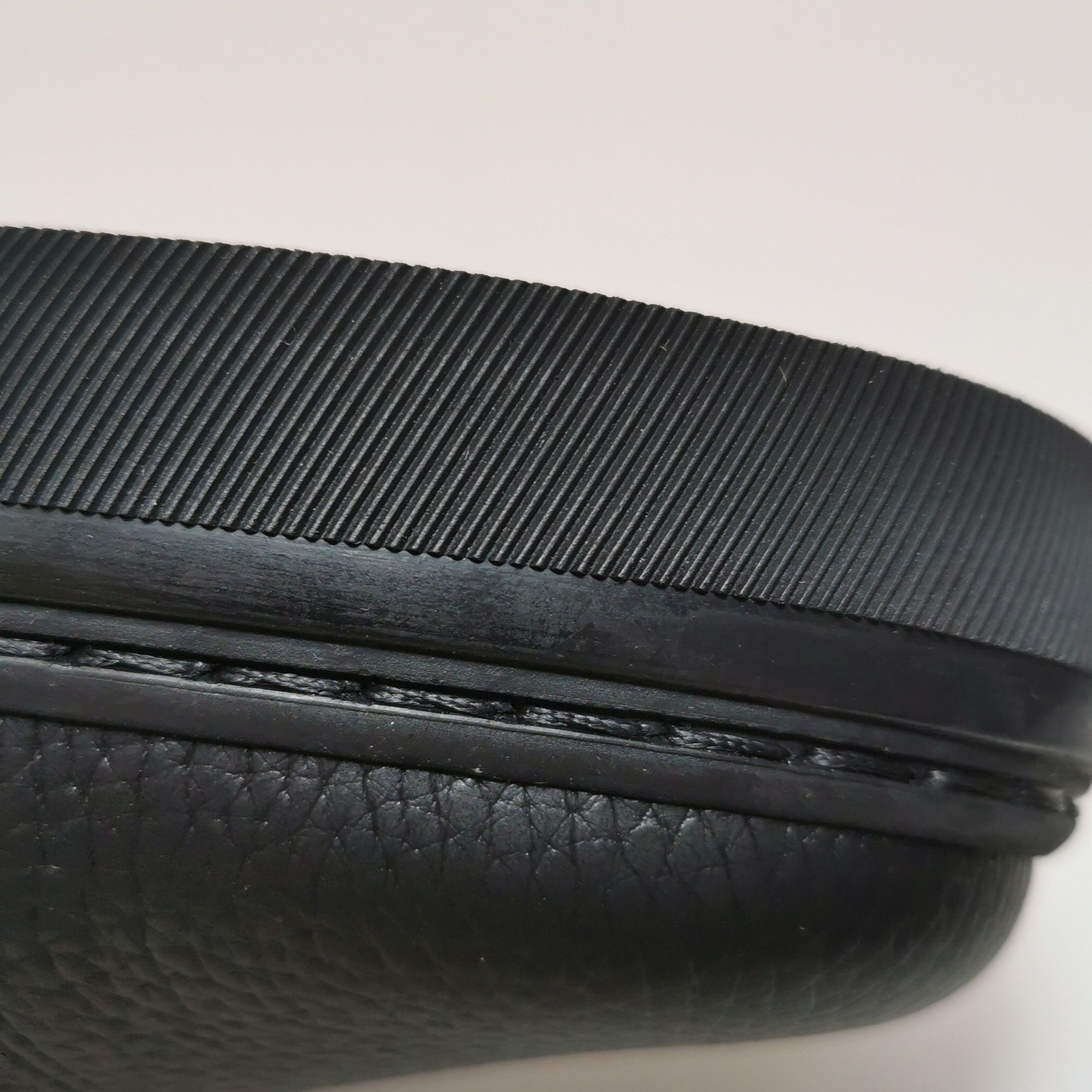 Gucci Gucci Black Pebbled Leather Low-Top Sneakers 43 Size US 10 / EU 43 - 9 Thumbnail