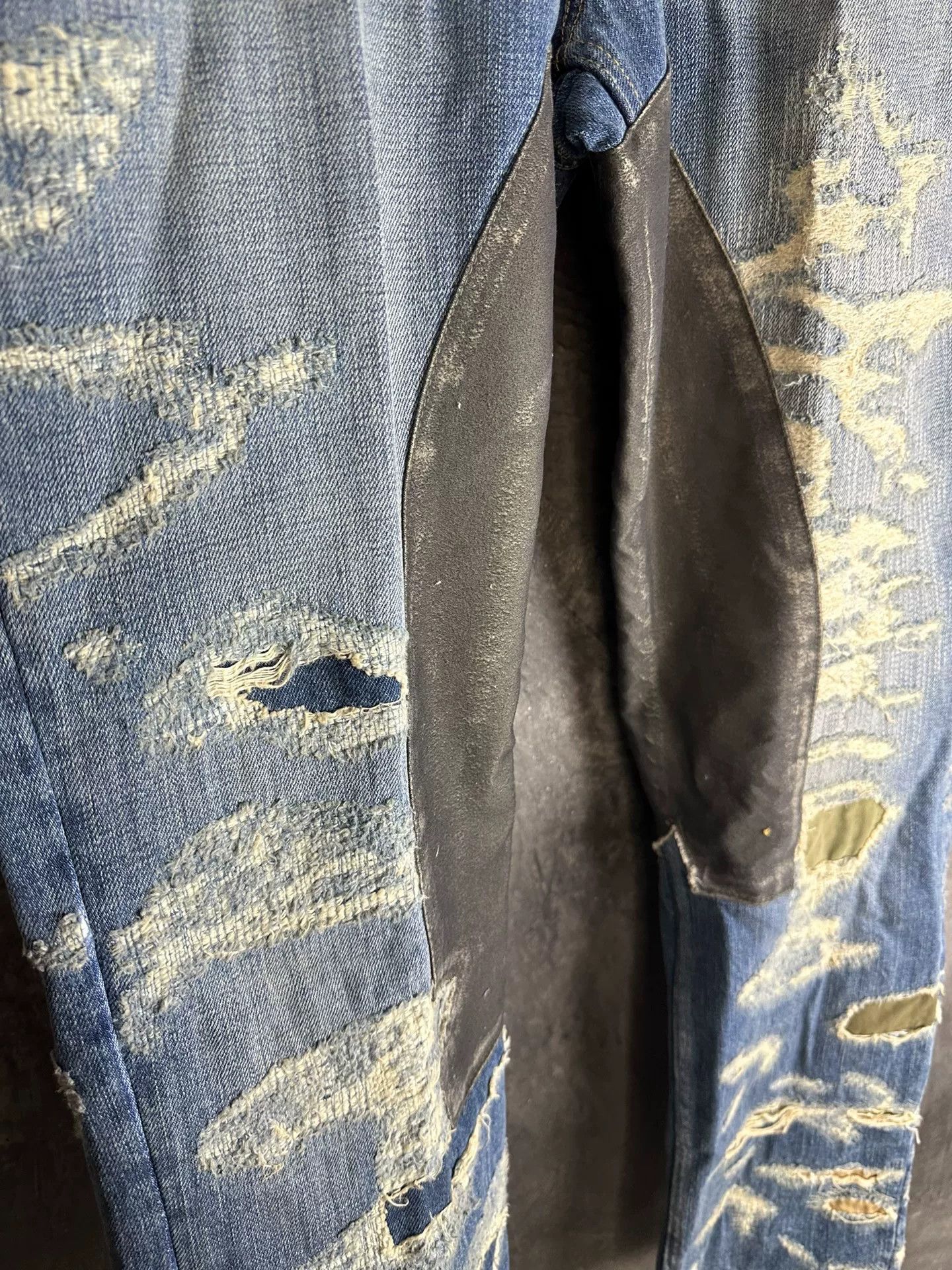 Givenchy Givenchy MMW Blue Distressed Boro Denim Jeans 30 Size US 30 / EU 46 - 3 Thumbnail