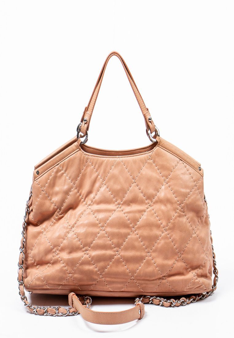 Chanel Front Logo Chain Shopping Bag Size ONE SIZE - 5 Thumbnail