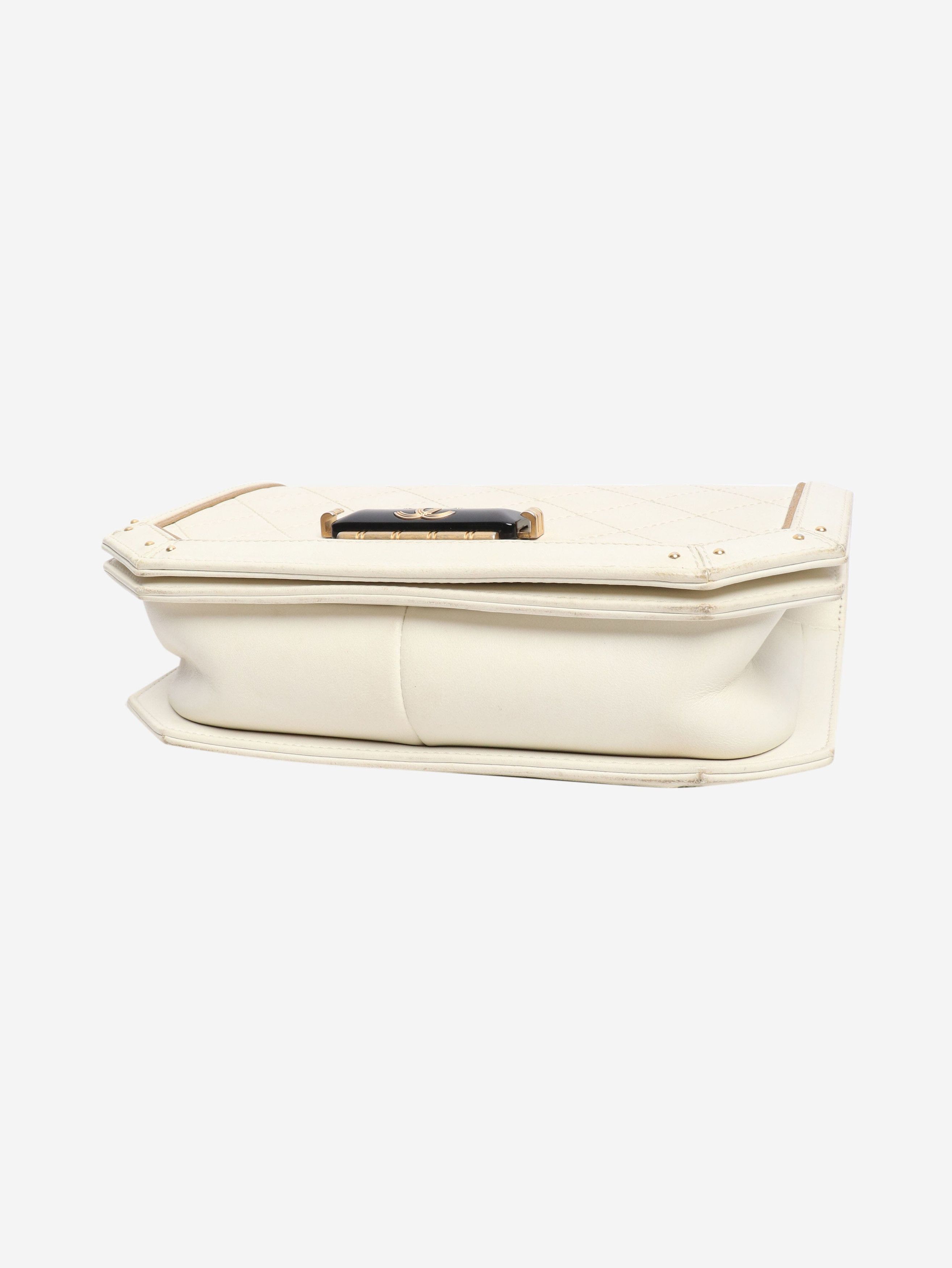 Chanel Cream 2017 lambskin shoulder bag Size ONE SIZE - 9 Thumbnail