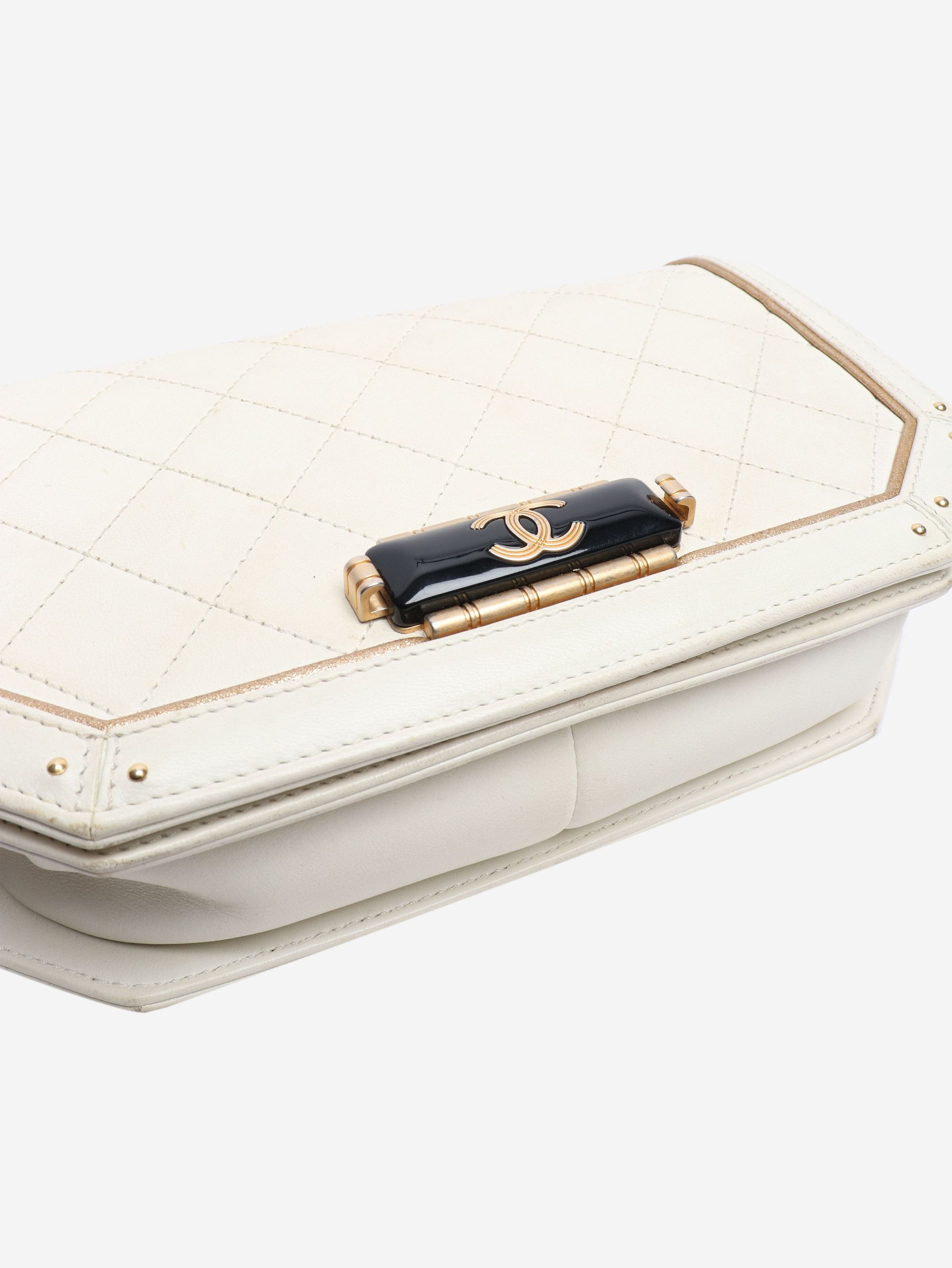 Chanel Cream 2017 lambskin shoulder bag Size ONE SIZE - 8 Thumbnail