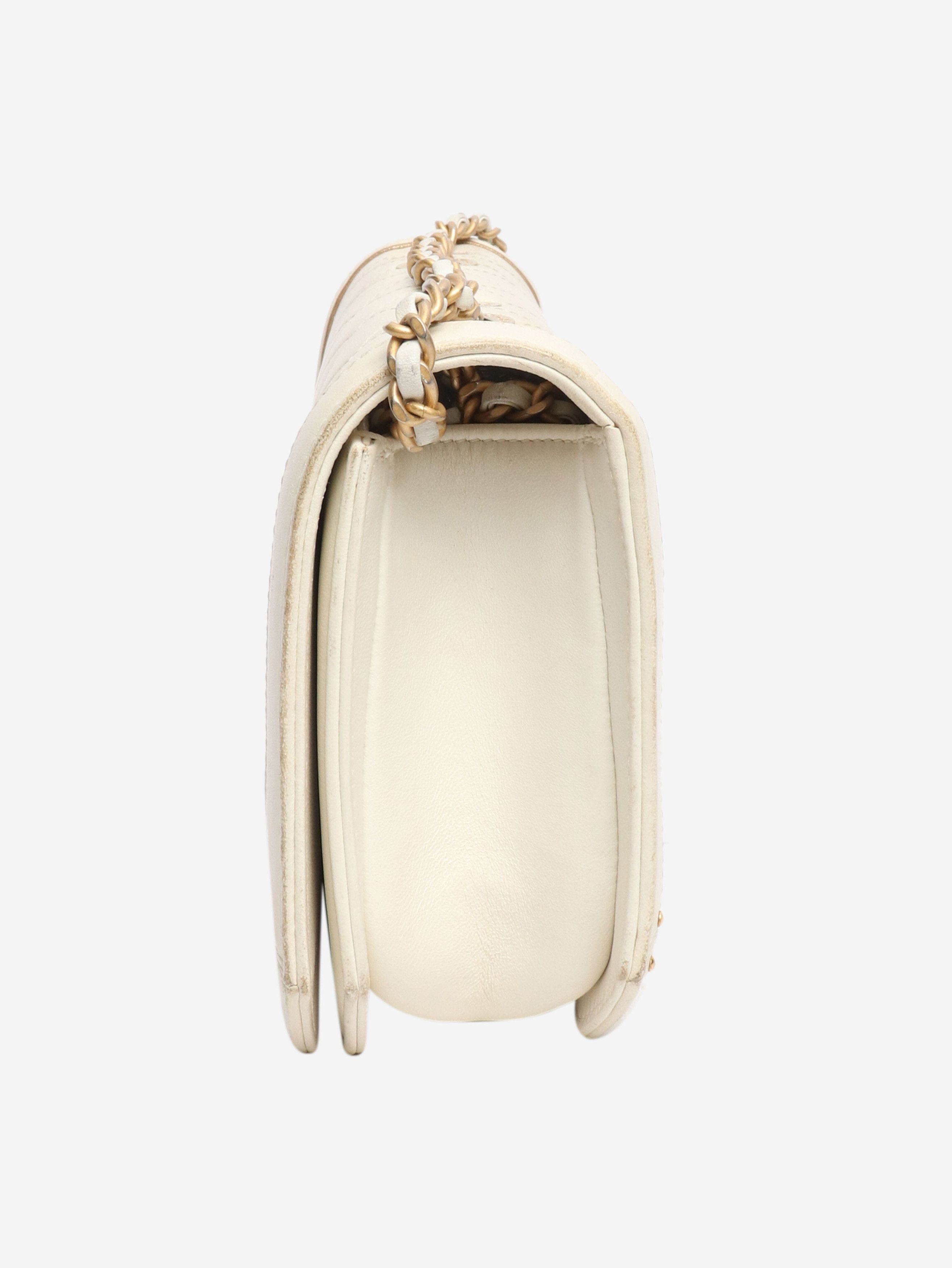 Chanel Cream 2017 lambskin shoulder bag Size ONE SIZE - 2 Thumbnail