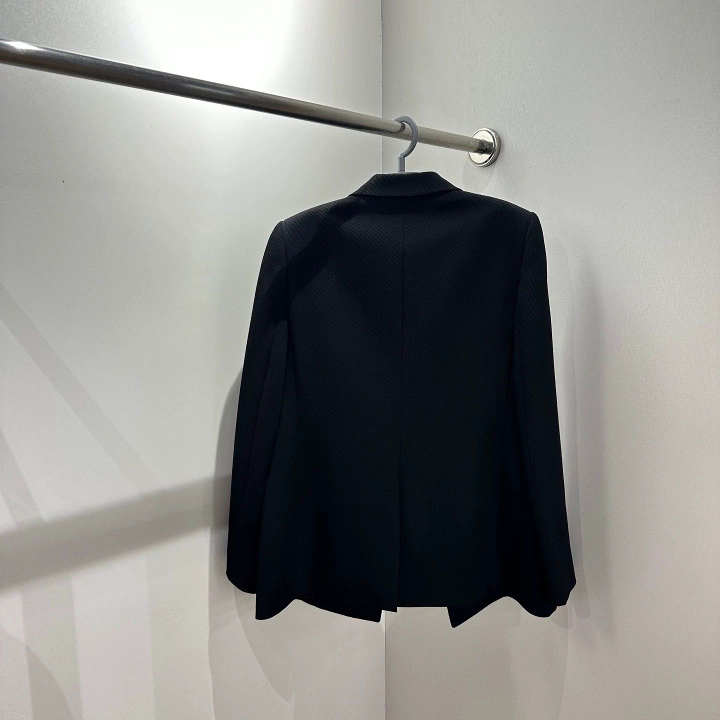 Givenchy Givenchy T-Shirt M Women Size M / US 6-8 / IT 42-44 - 2 Thumbnail
